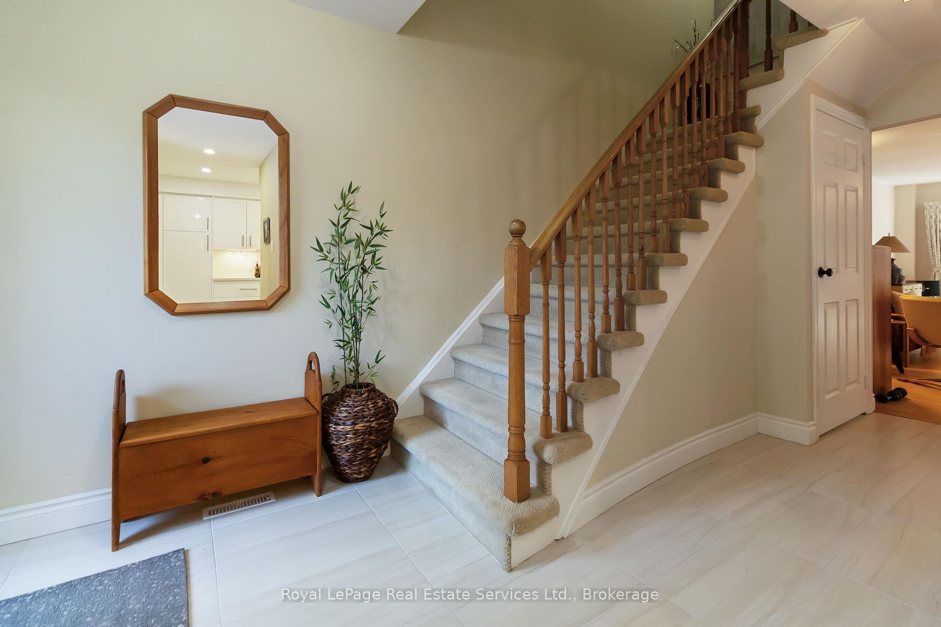 1236 McCraney Street photo 6