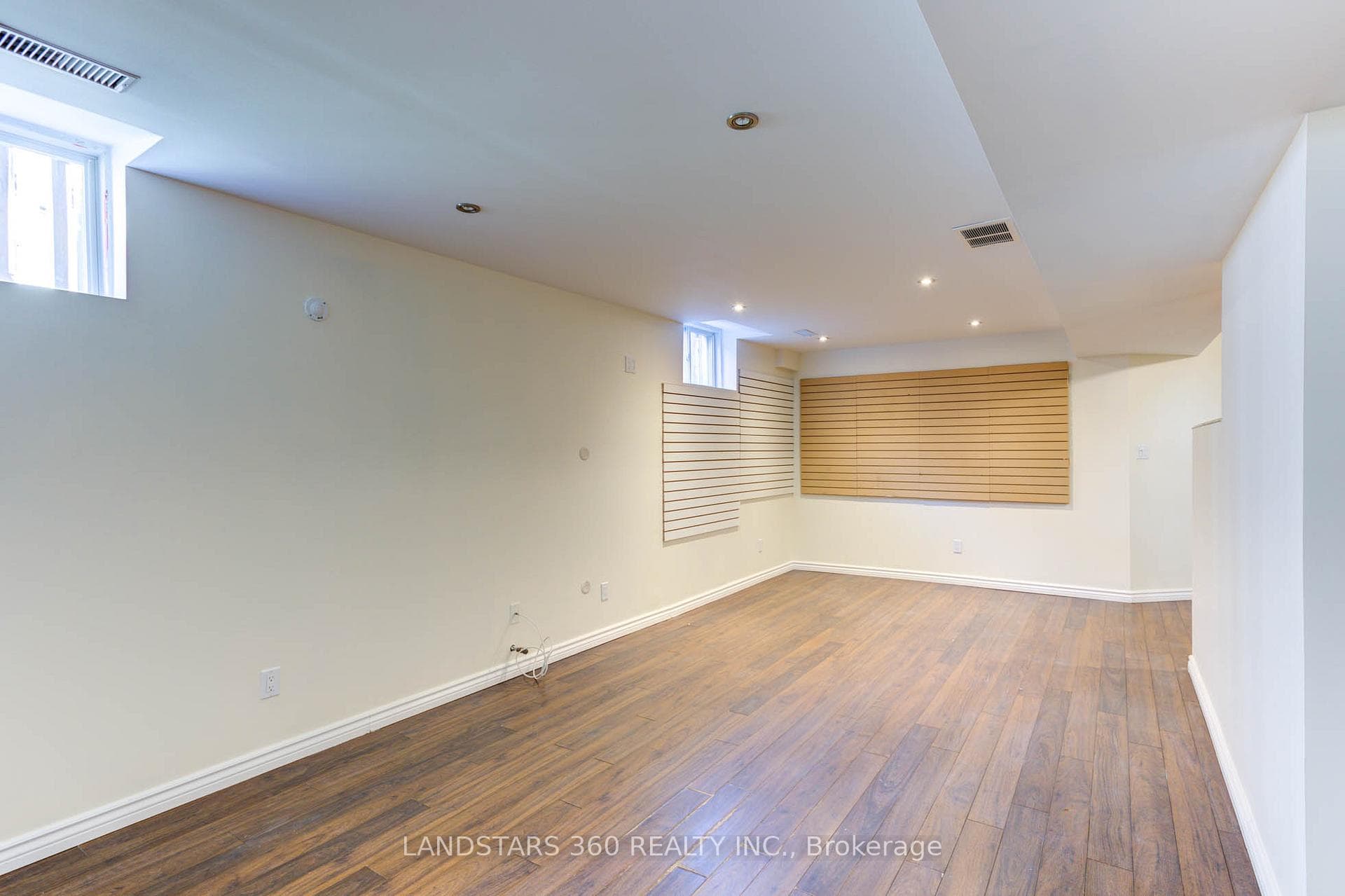37 Esther Drive photo 31