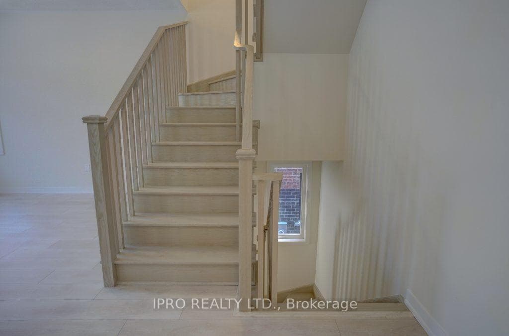 1865 Pickering Parkway Unit 801 photo 5