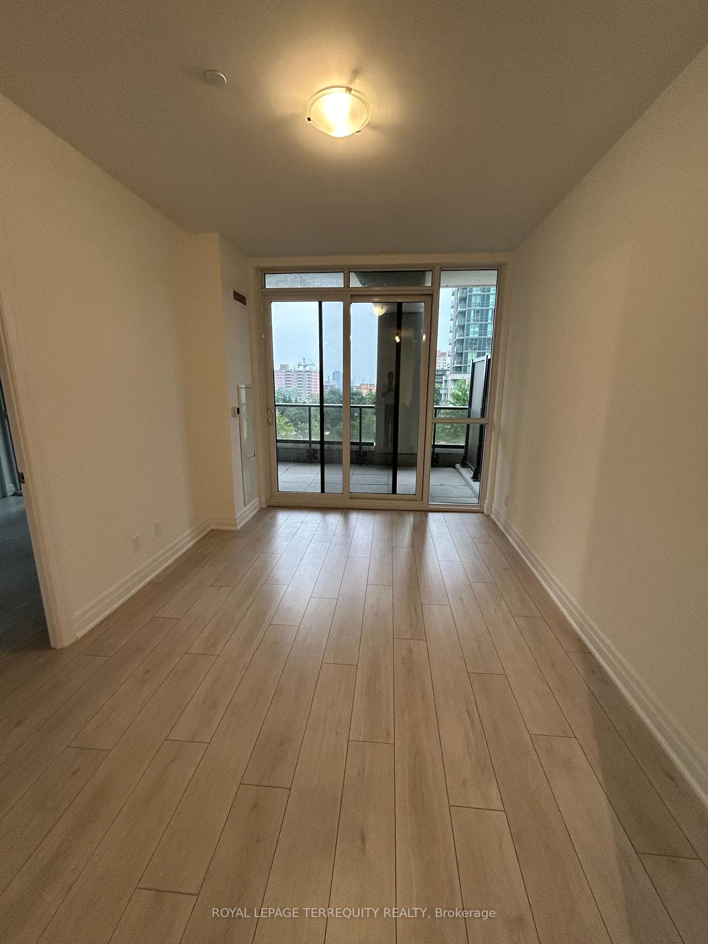 30 Elm Drive Unit 307 photo 10