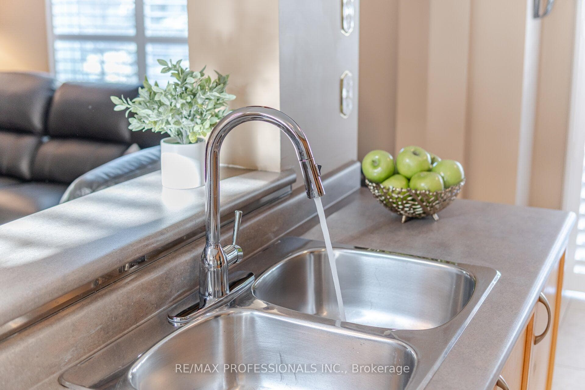 Kitchen-Stainless Steel Double Sink