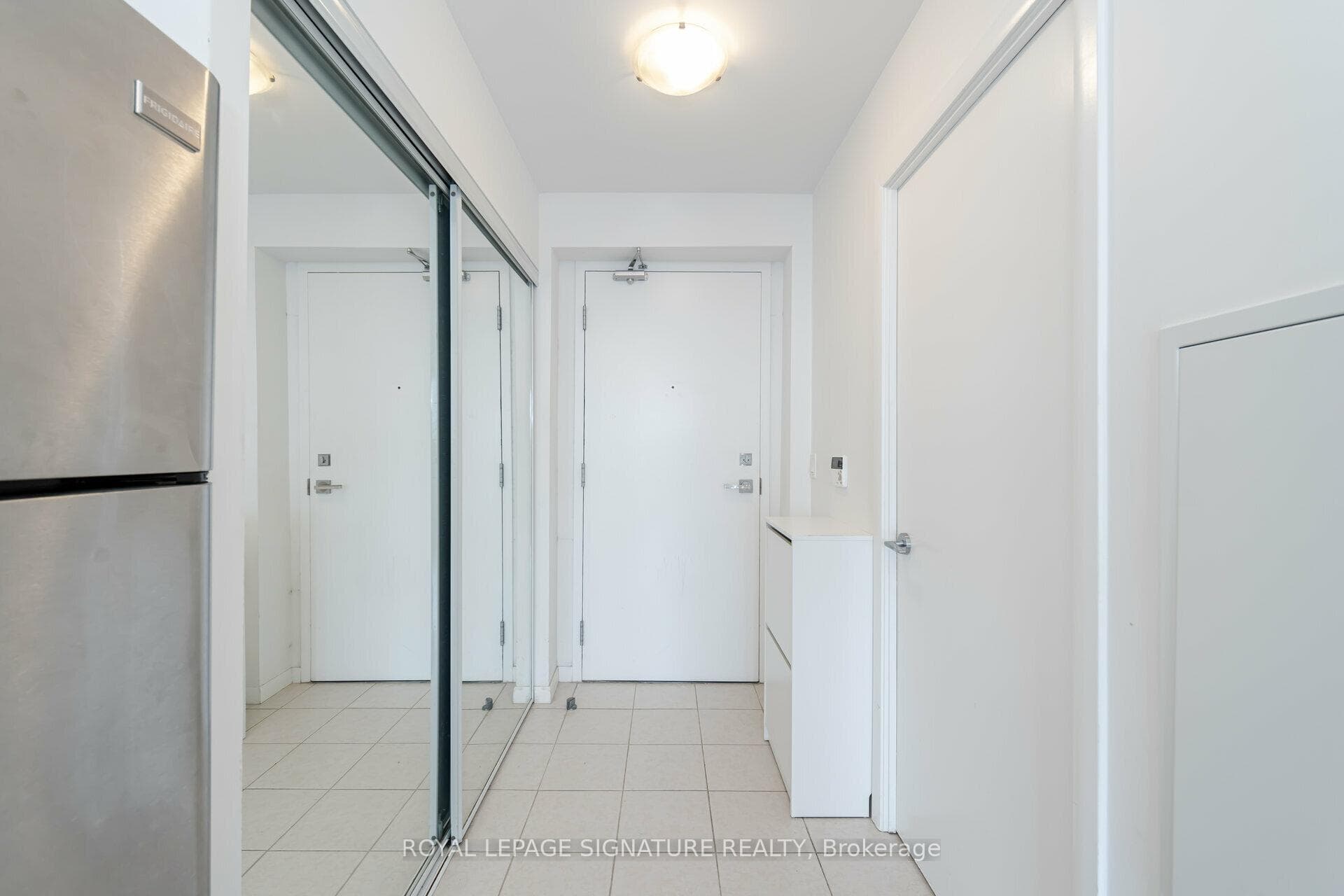 832 Bay Street Unit 3307 photo 4