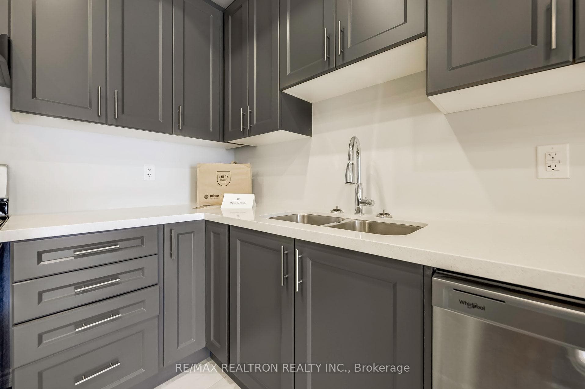 31 Schmidt Lane photo 12