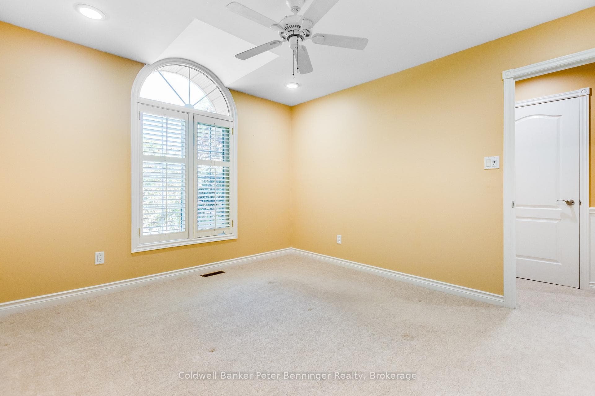 152 Treegrove Circle photo 26