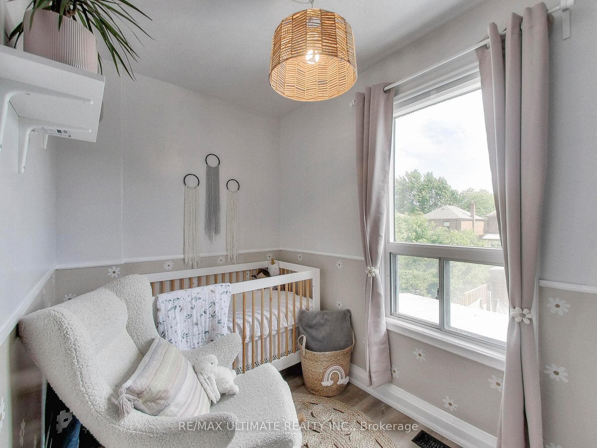 73 Clouston Avenue photo 32