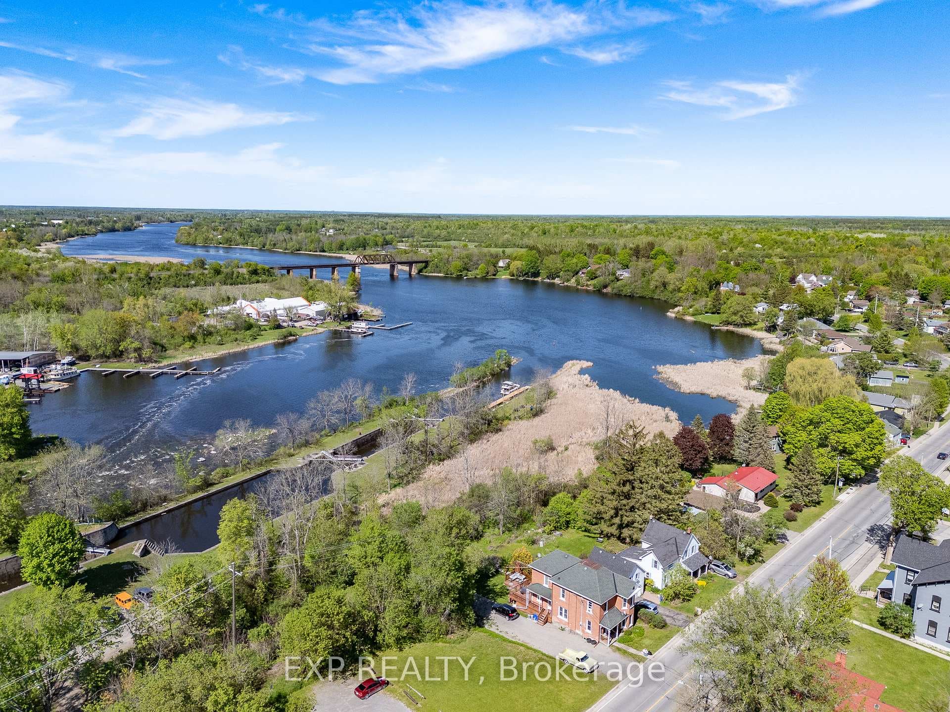 160 Charlotte Street photo 15