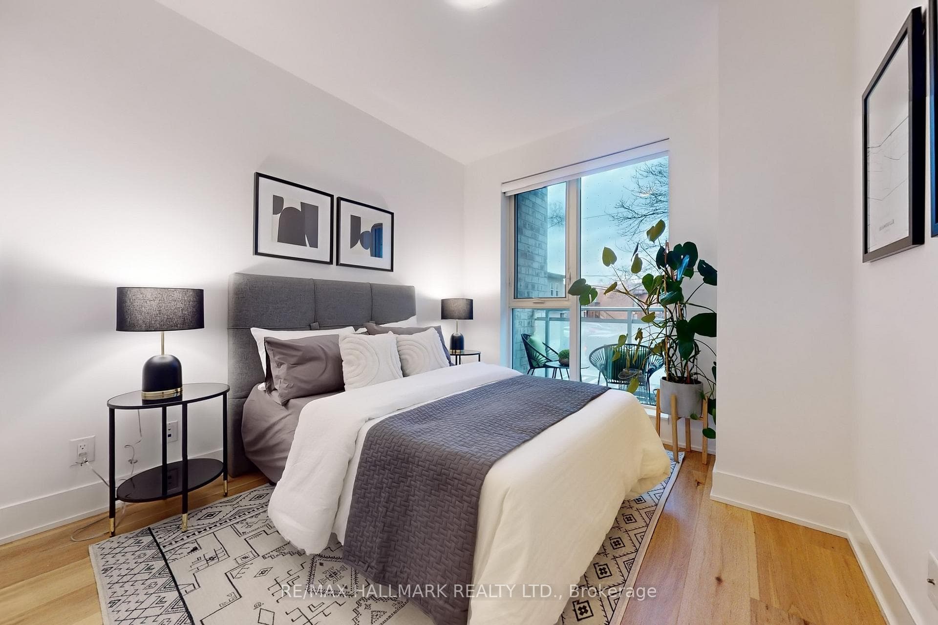 1830 Bloor Street Unit TH 110 photo 19