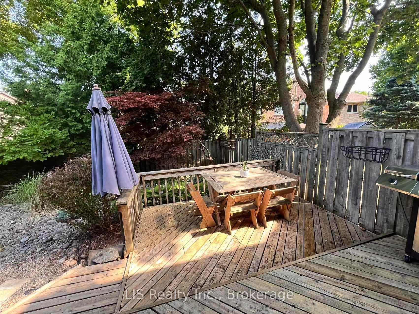 16 Murdock Avenue photo 26