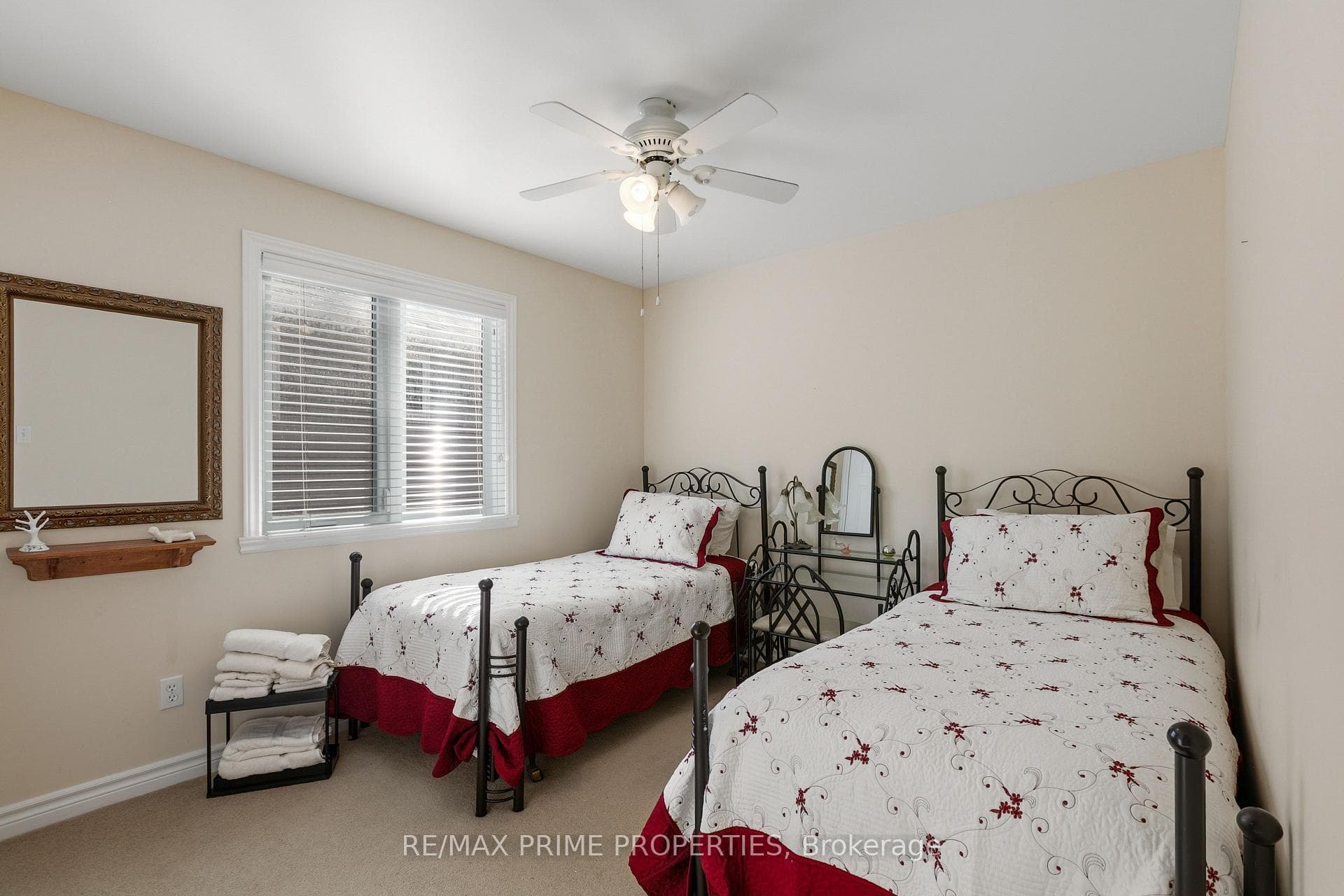 5 GAIL ELIZABETH Court photo 33