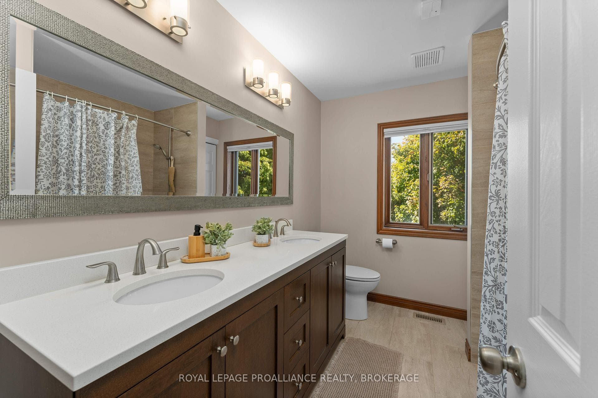 995 Auden Park Drive photo 25