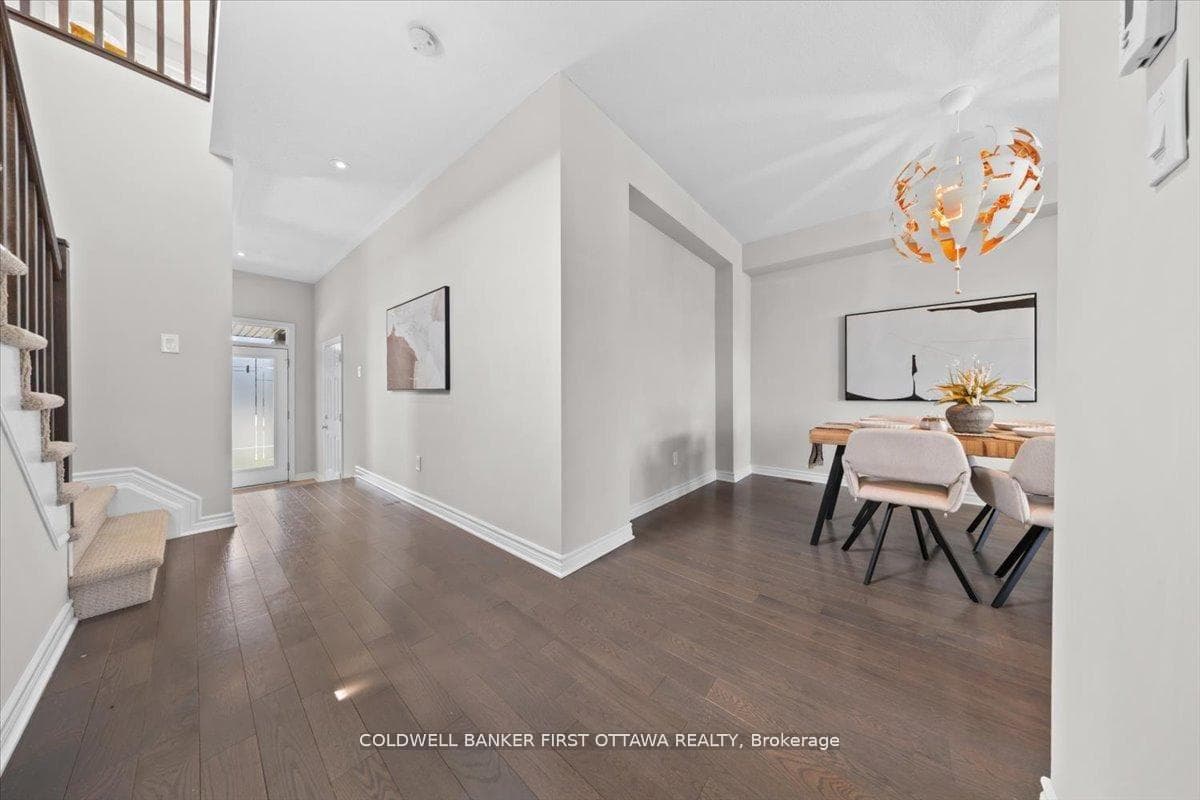 754 Brian Good Avenue photo 4