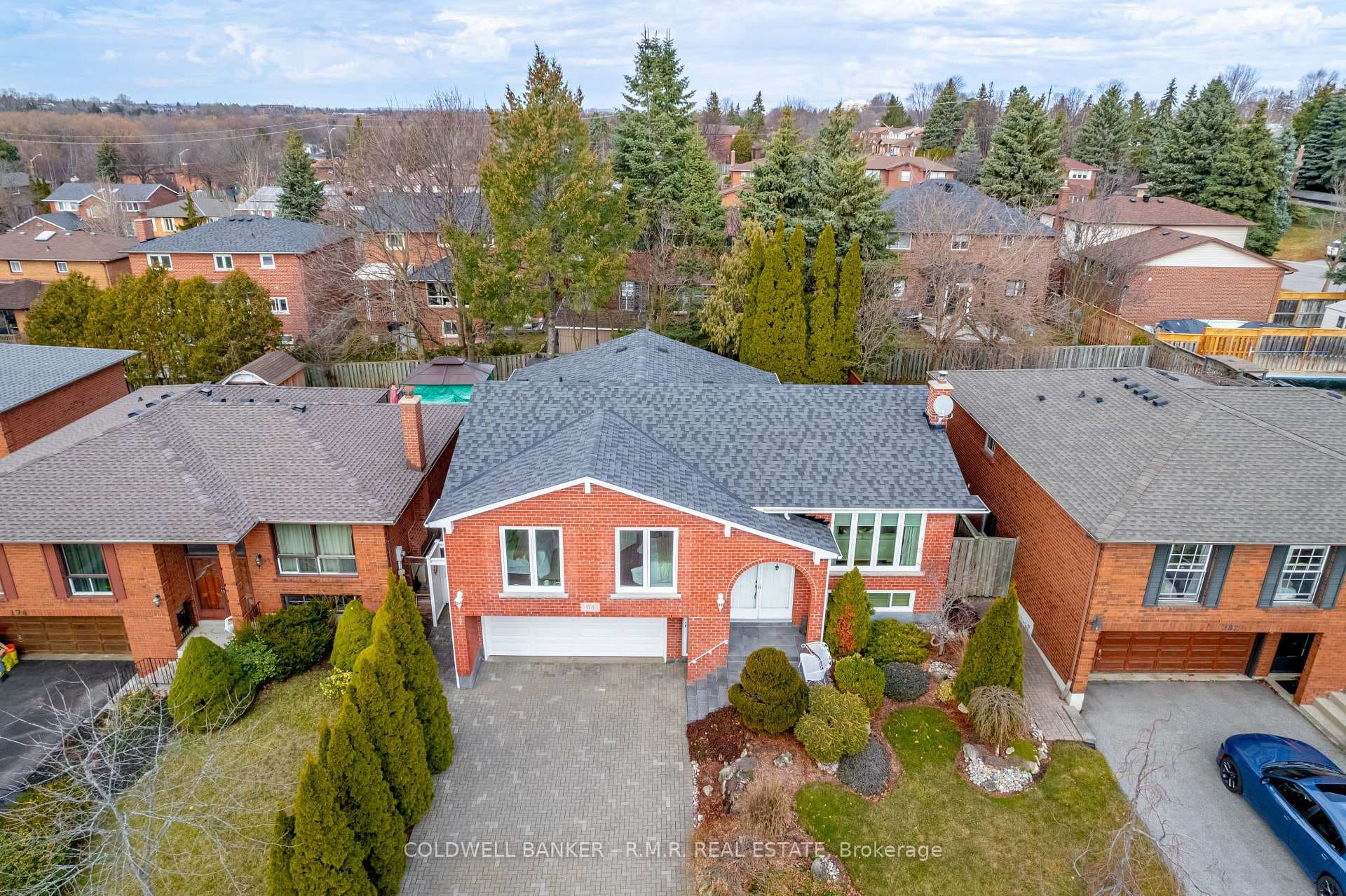 178 Amber Avenue photo 38