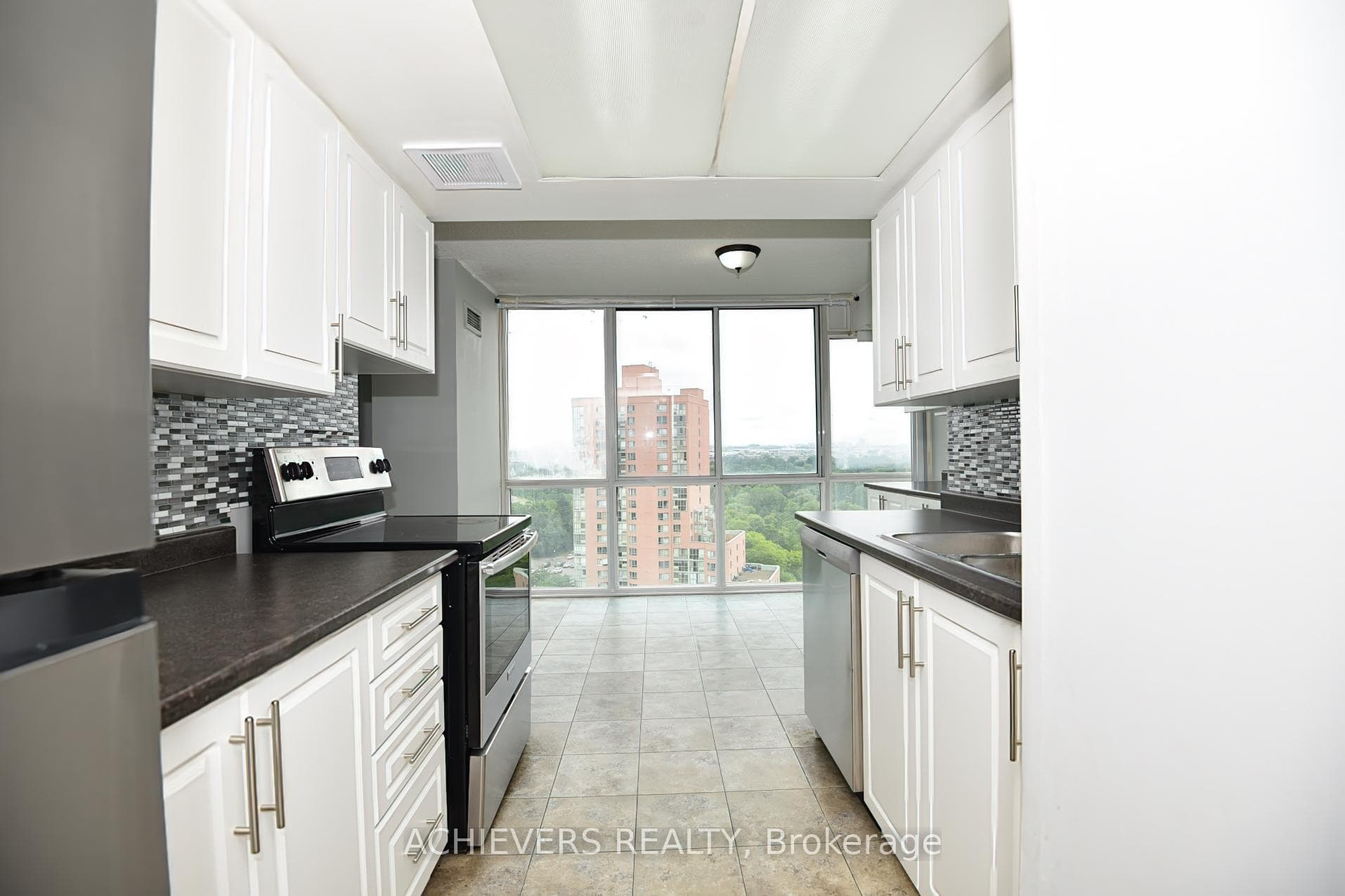 21 Markbrook Lane Unit 1512 photo 21