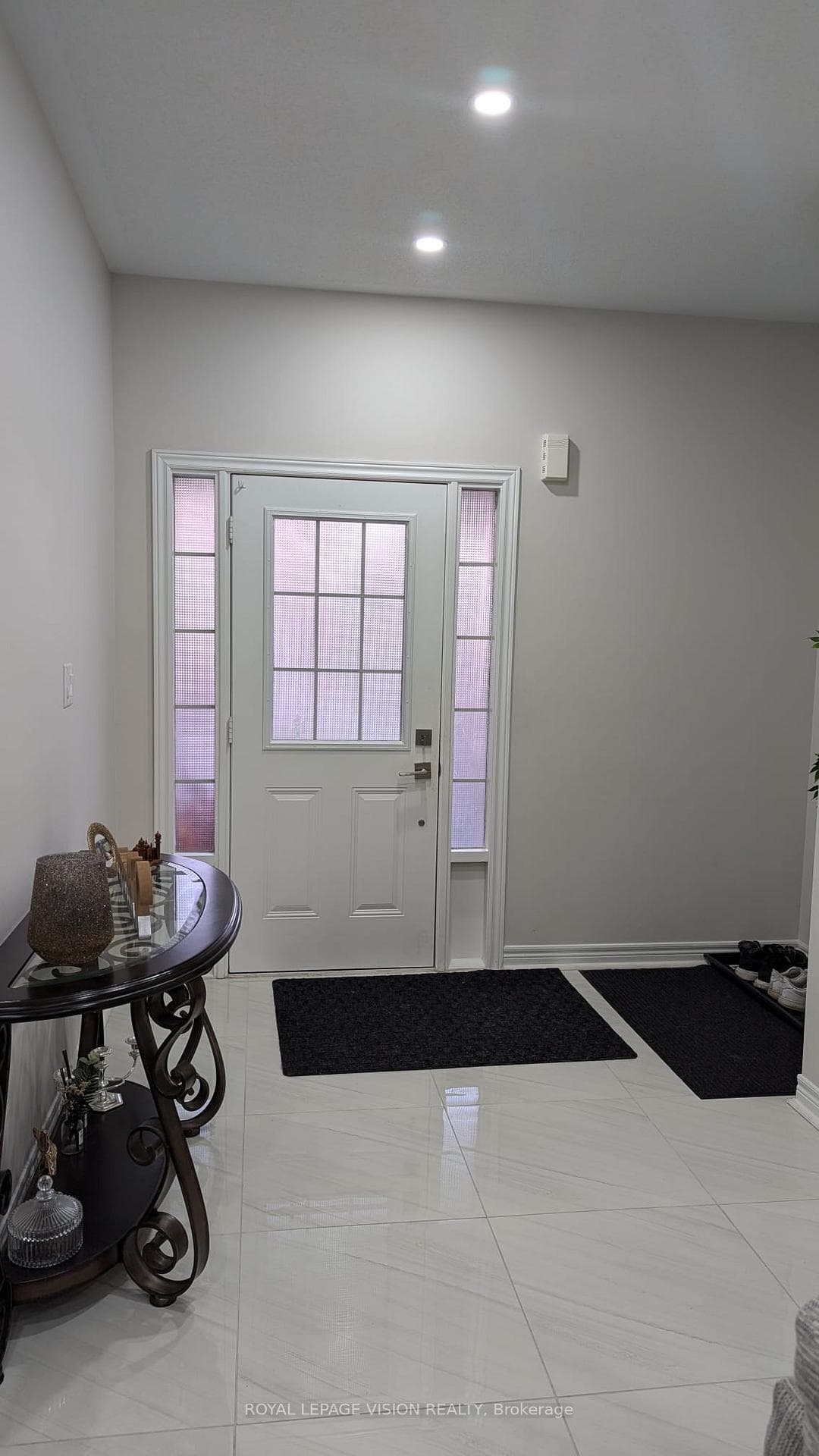 341 Michener Place Unit Upper photo 6