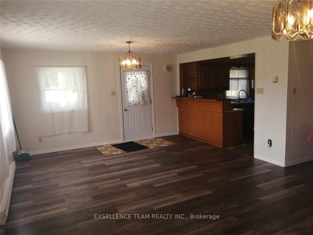 3301 FLORENCE Street photo 5