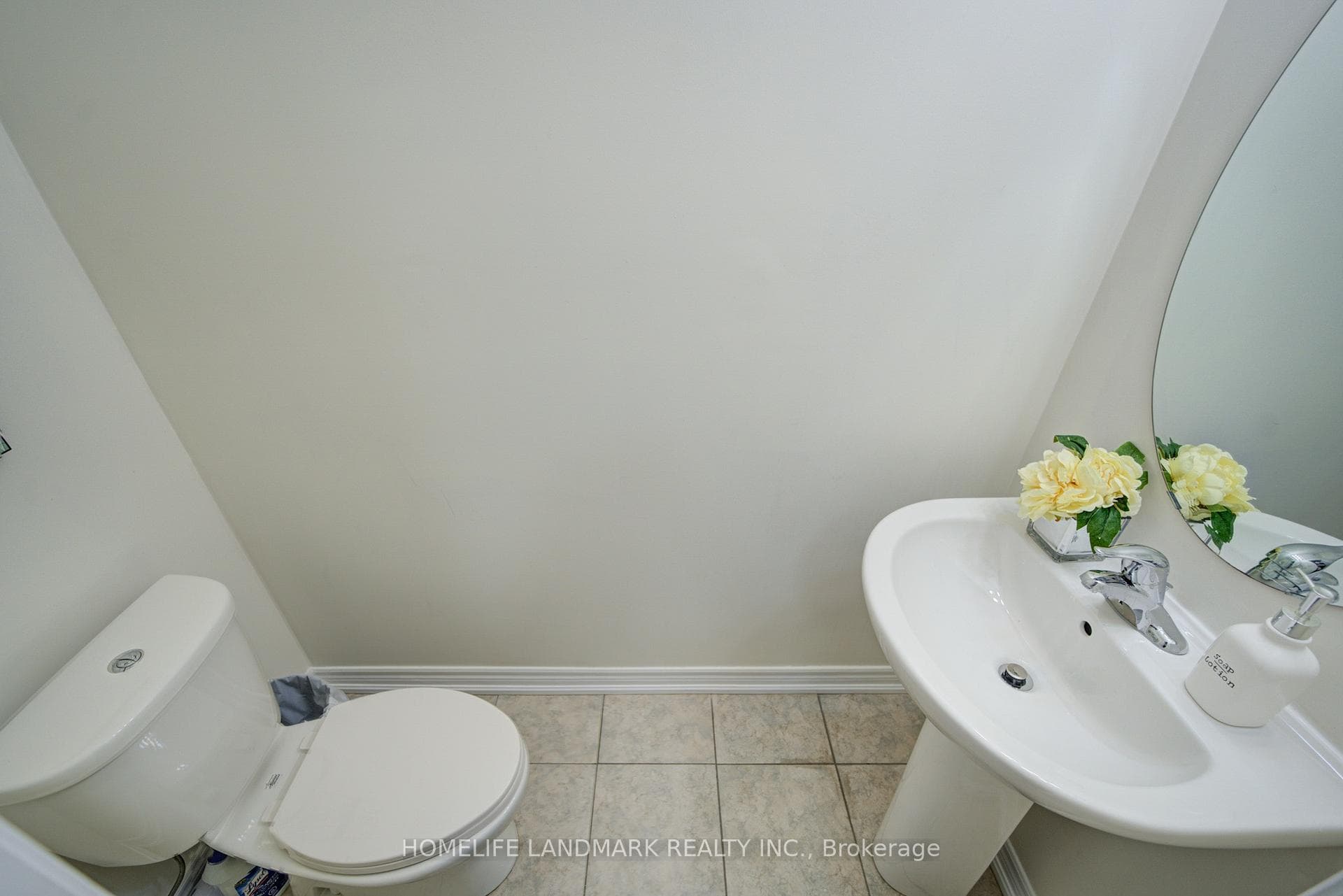 77 McCague Avenue photo 13