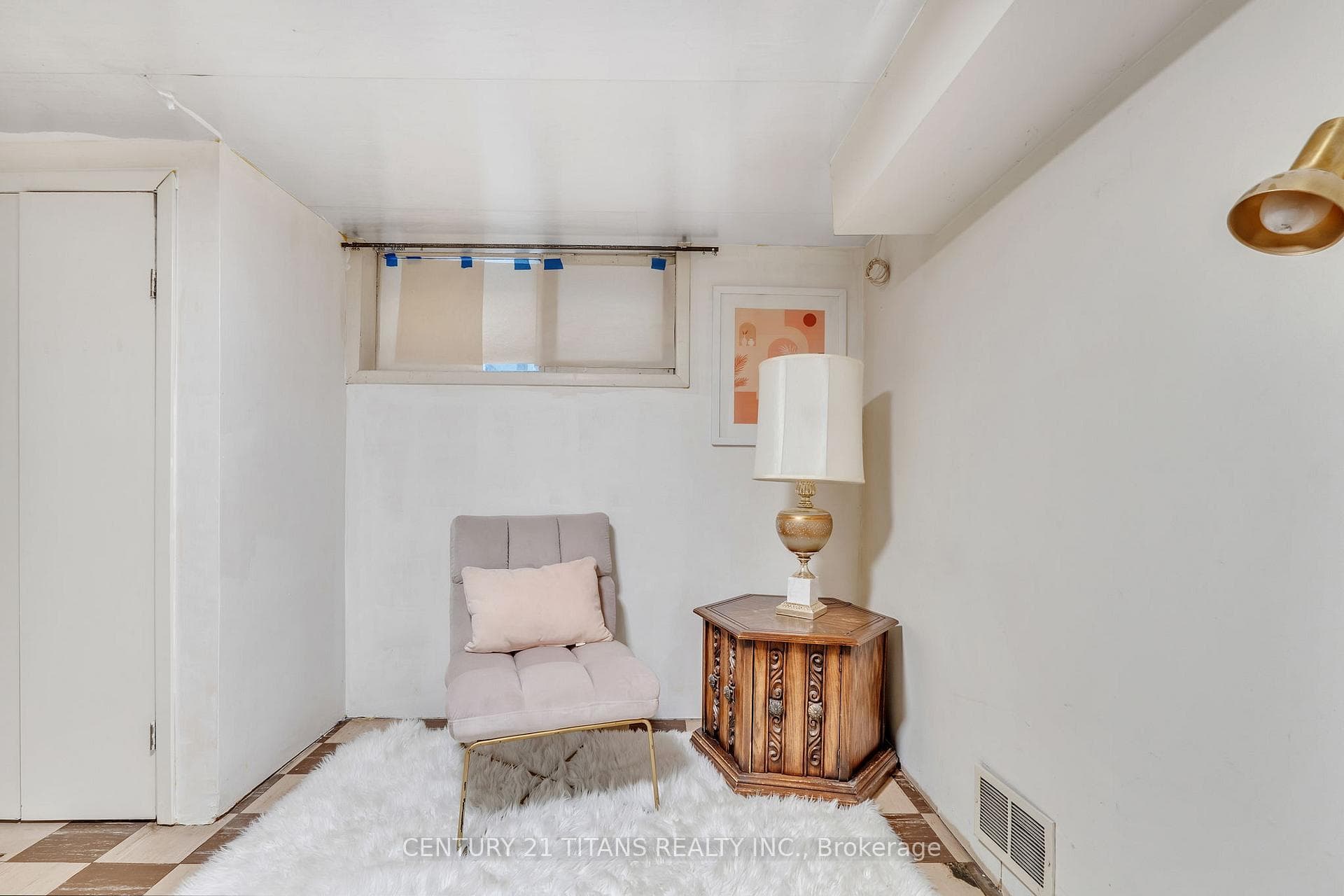 48 Merrian Road photo 25