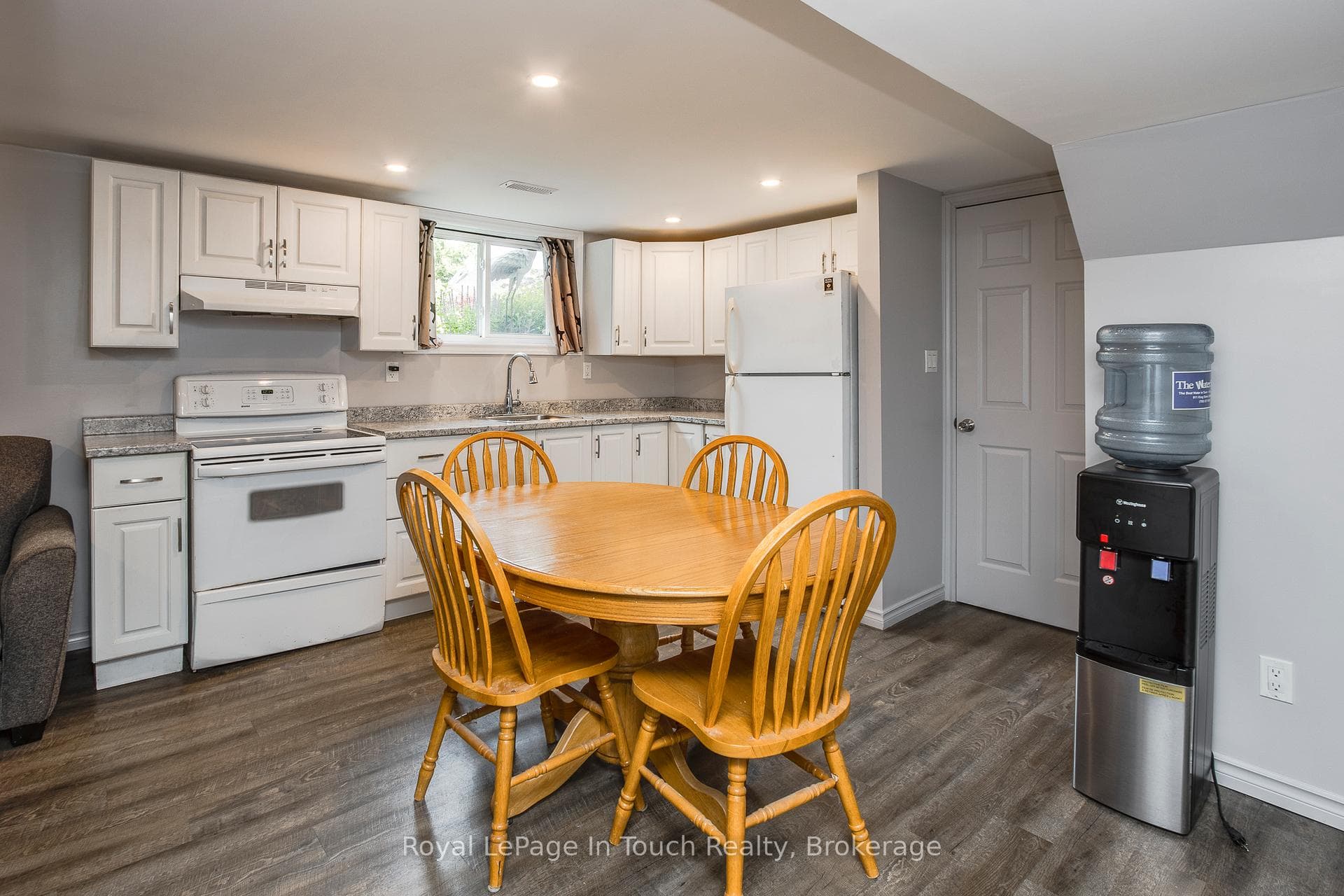 457 Hayes Street photo 17