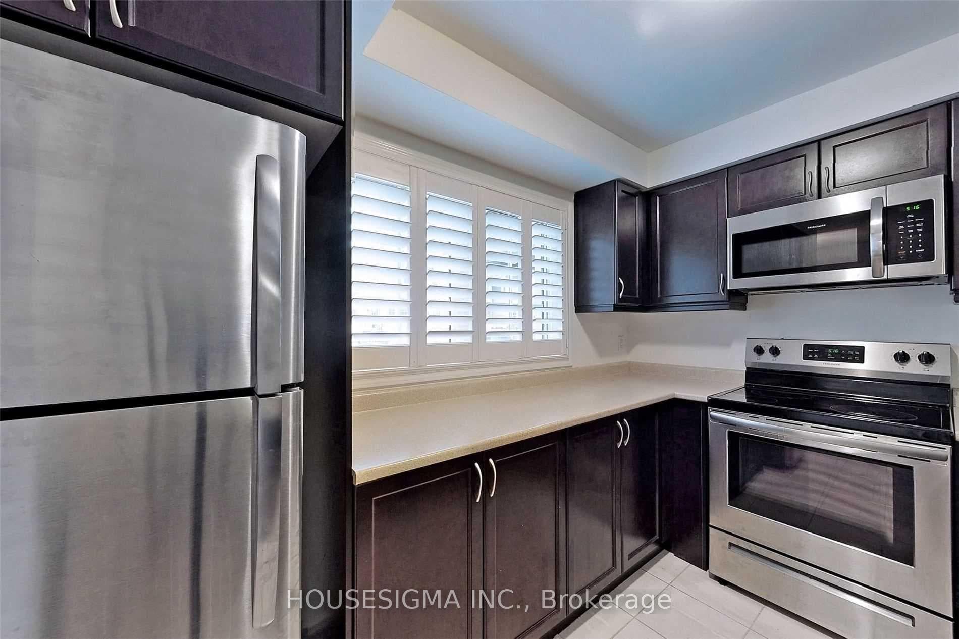 1097 Silk Street photo 5