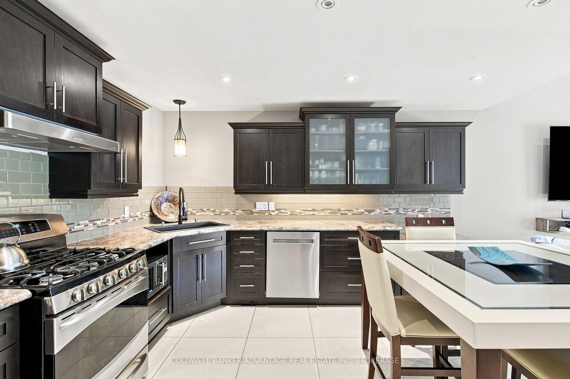 7 Gibson Place Unit 23 photo 8