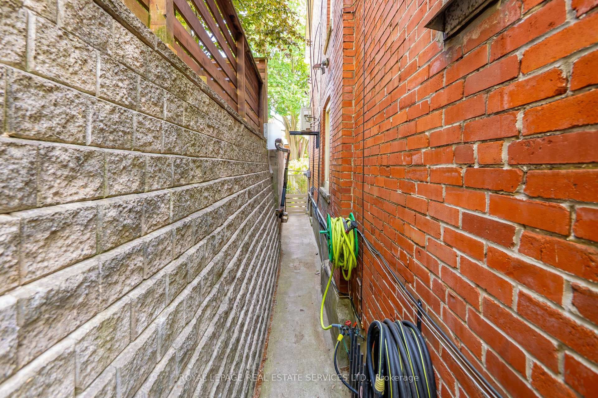 Side Home Pathway
