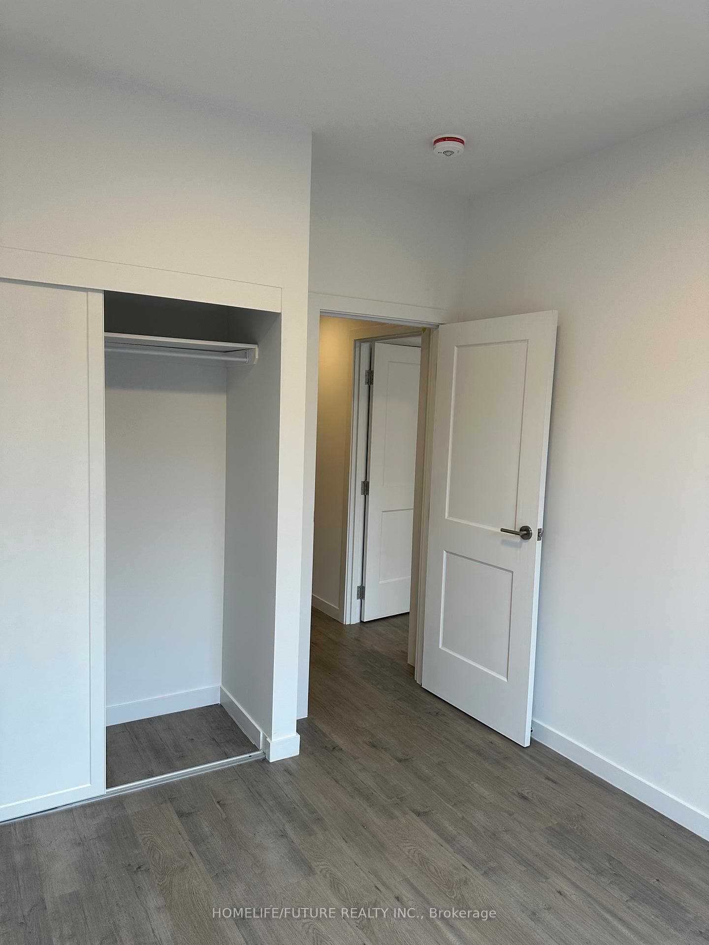 117 Marydale Avenue Unit 22 photo 13