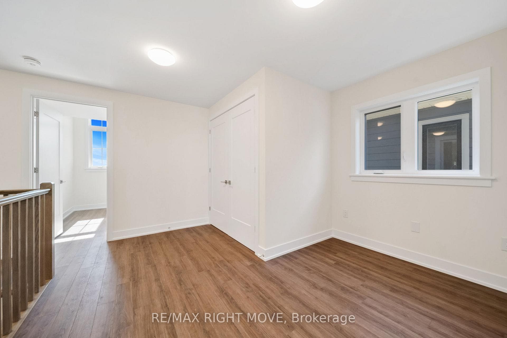 3194 Orion Boulevard photo 29