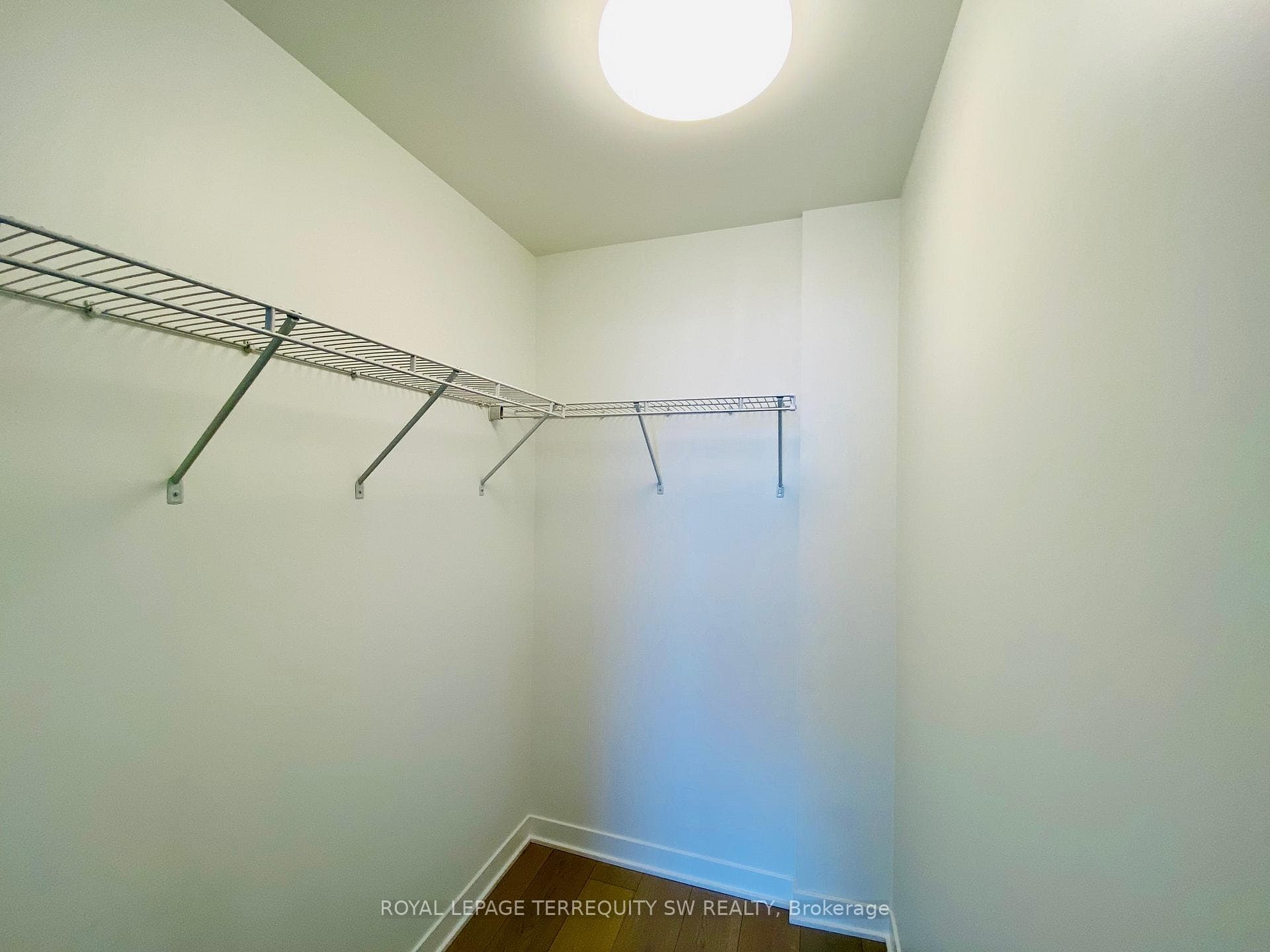 185 Alberta Avenue Unit 1201 photo 13