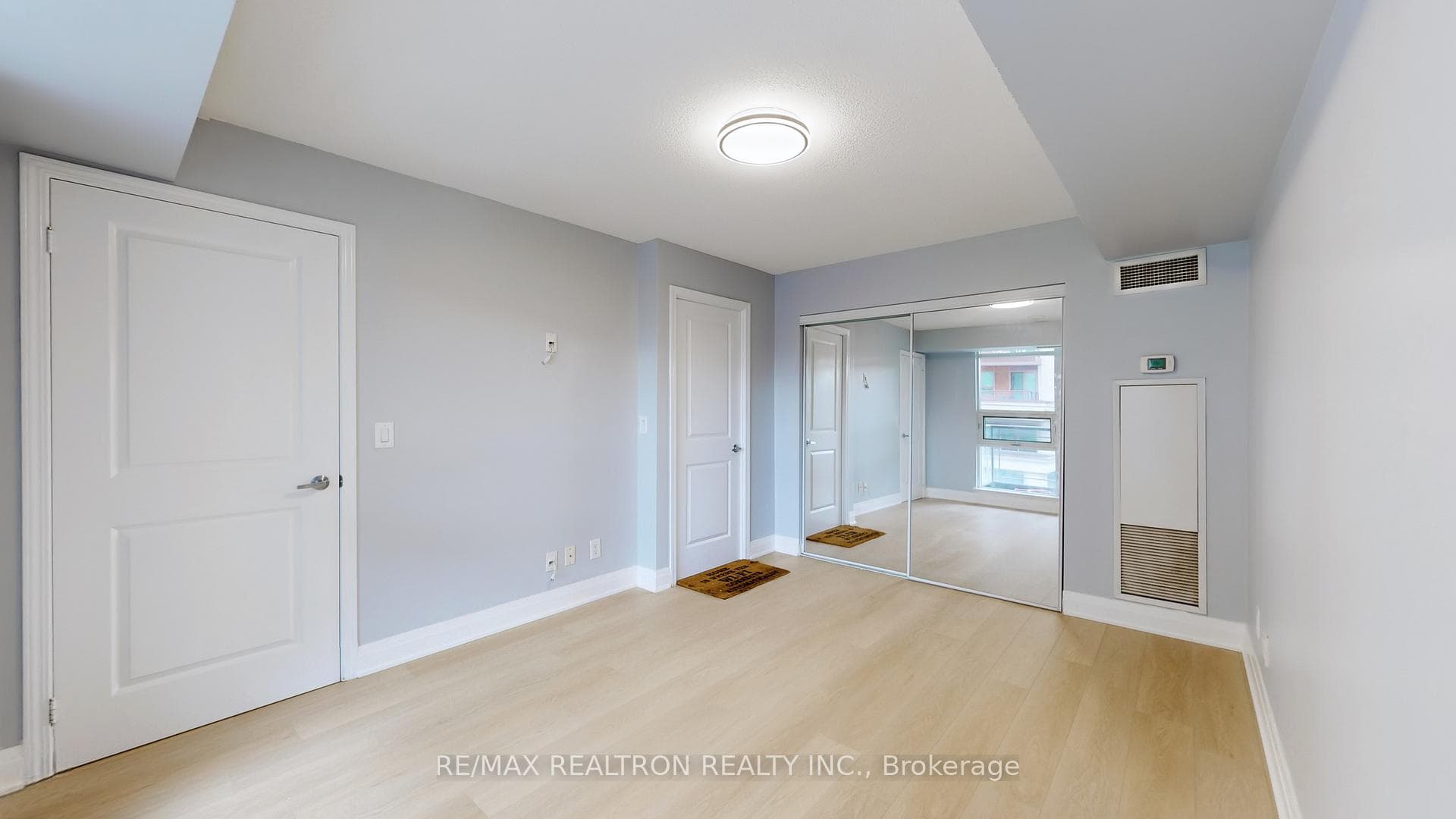 27 Rean Drive Unit 224 photo 21