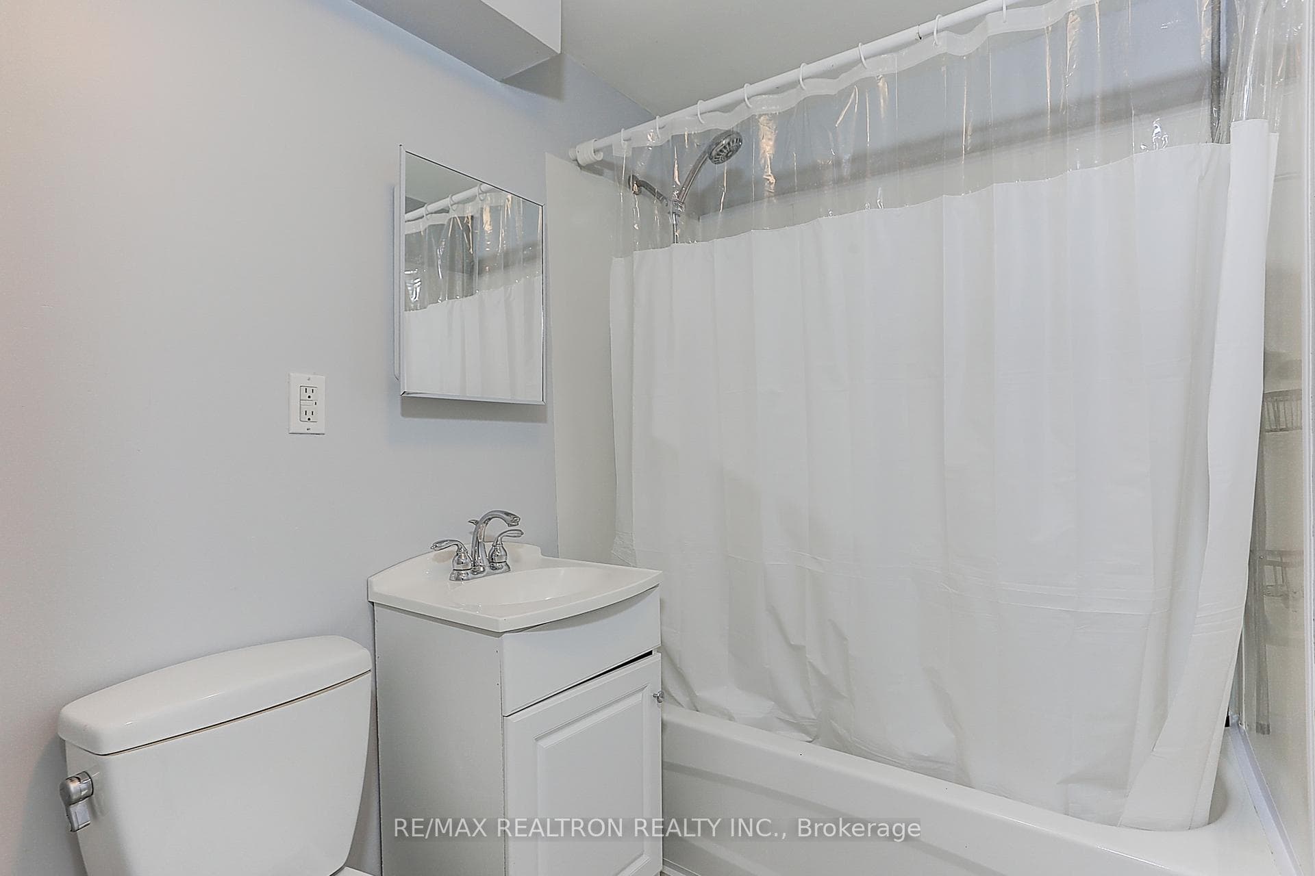 85 Sadlee Cove Crescent photo 34