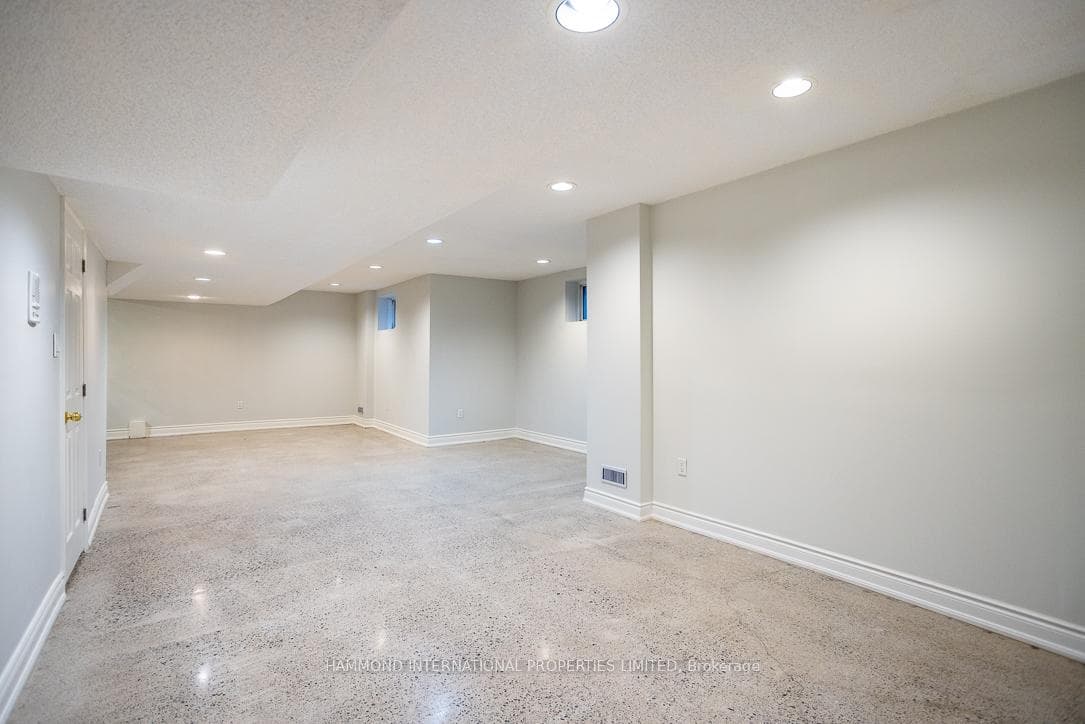 56 Bowan Court photo 23