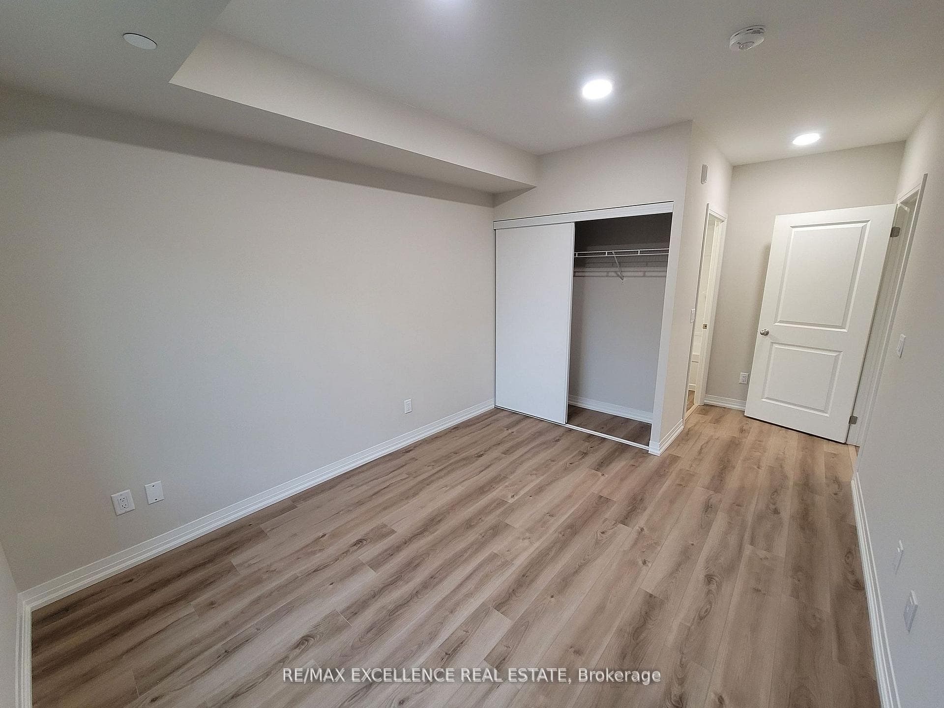 50 Herrick Avenue Unit 235 photo 17