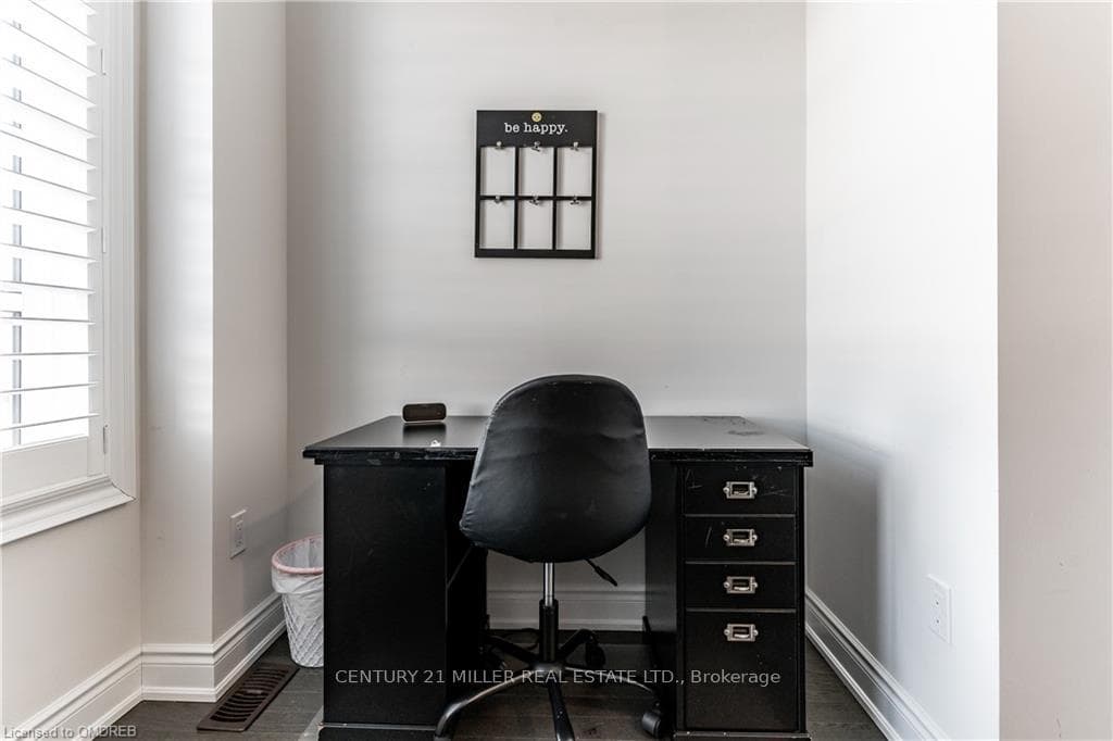 3136 Post Road photo 29