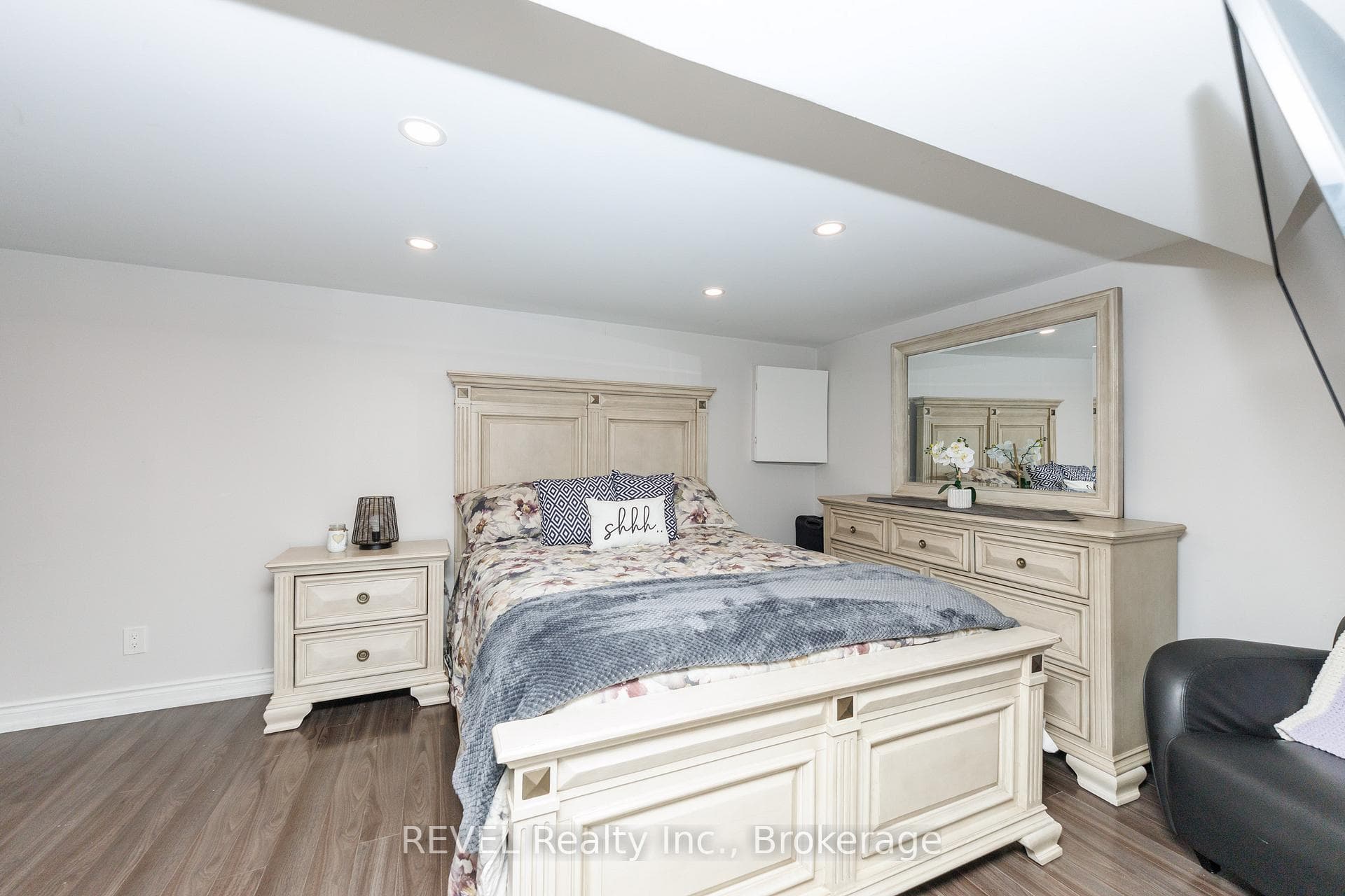 1300 Upper Ottawa Street Unit 43 photo 15