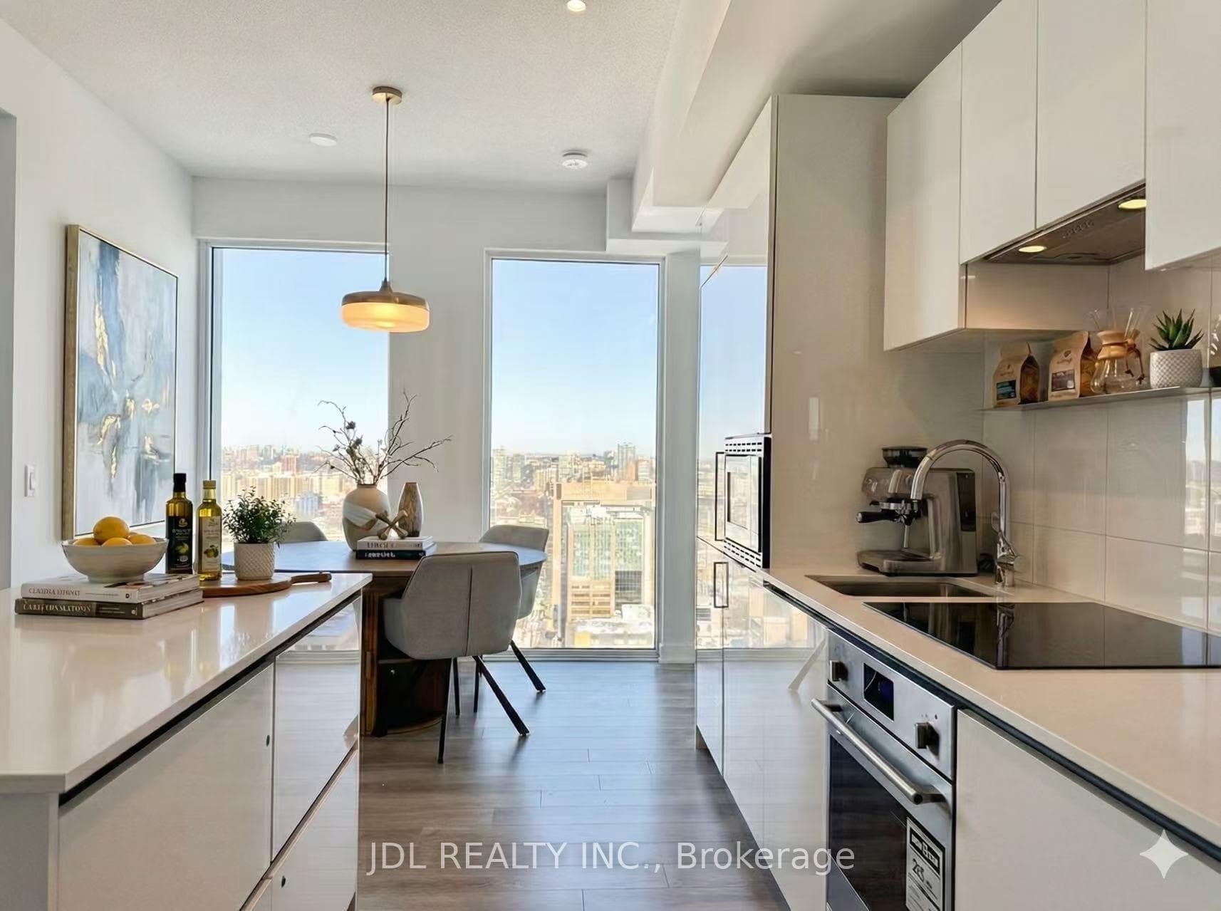 238 Simcoe Street Unit 3709 photo 3