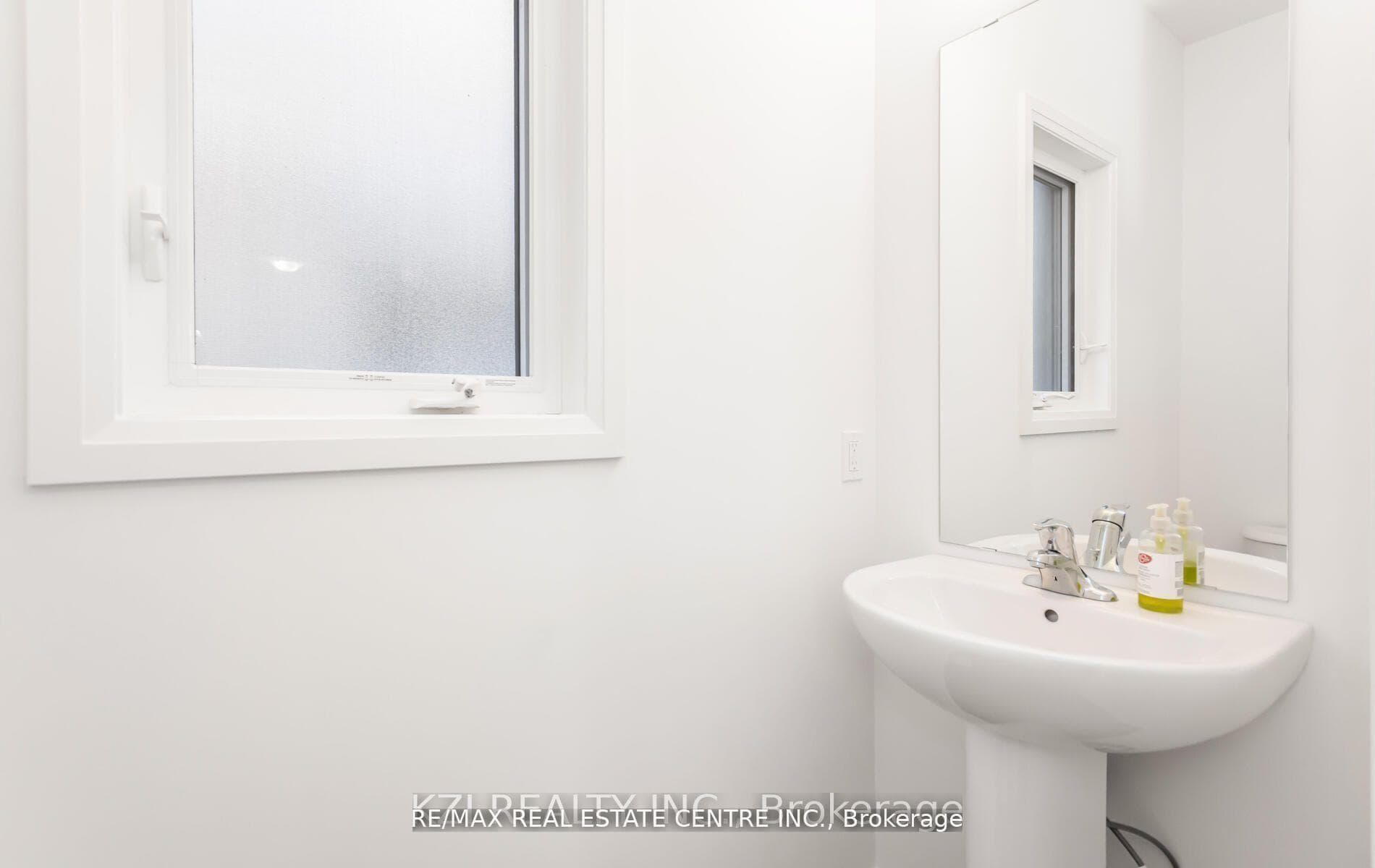 39 Samuel Avenue photo 18