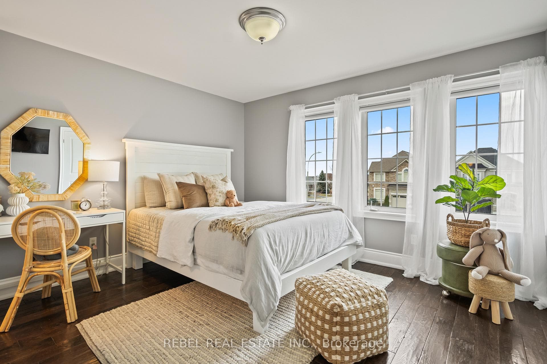 44 Serene Court photo 13
