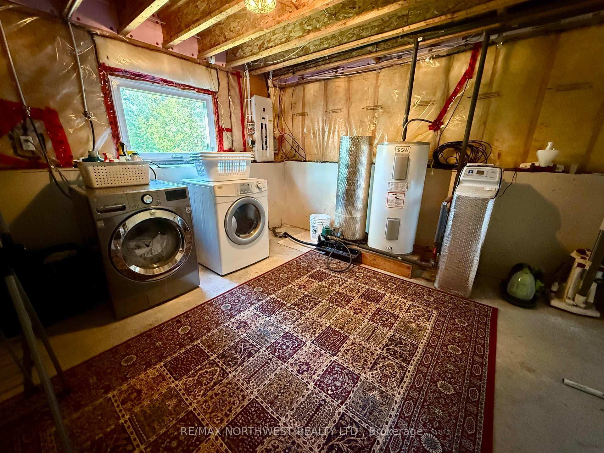 142 Barkman Close photo 23