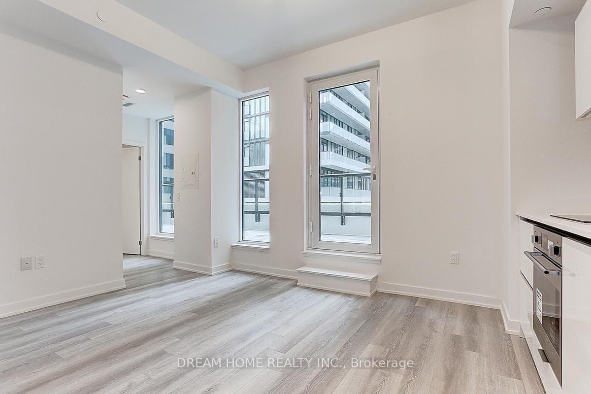 121 St. Patrick Street Unit 703 photo 21