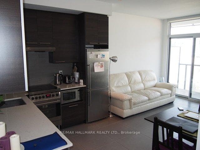 1 Market Street Unit 1305 photo 14