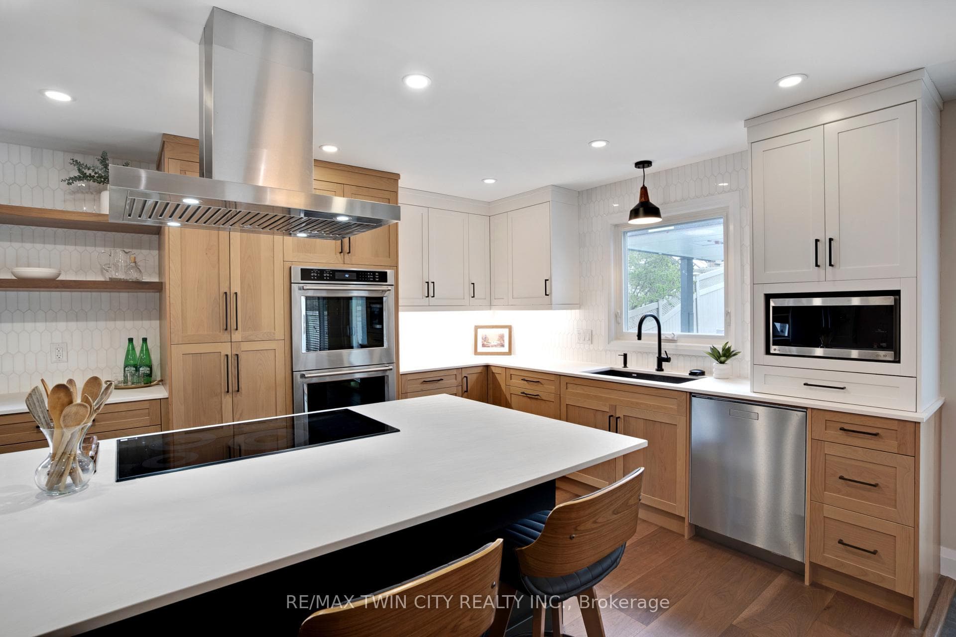 514 Birchleaf Walk photo 19