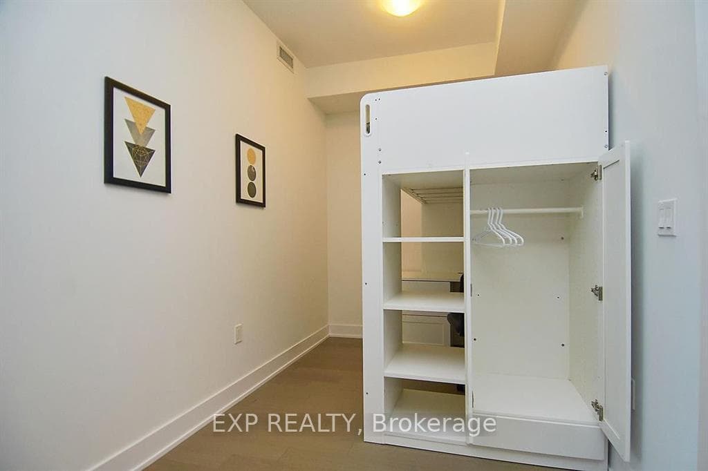30 Shore Breeze Drive Unit 2212 photo 13