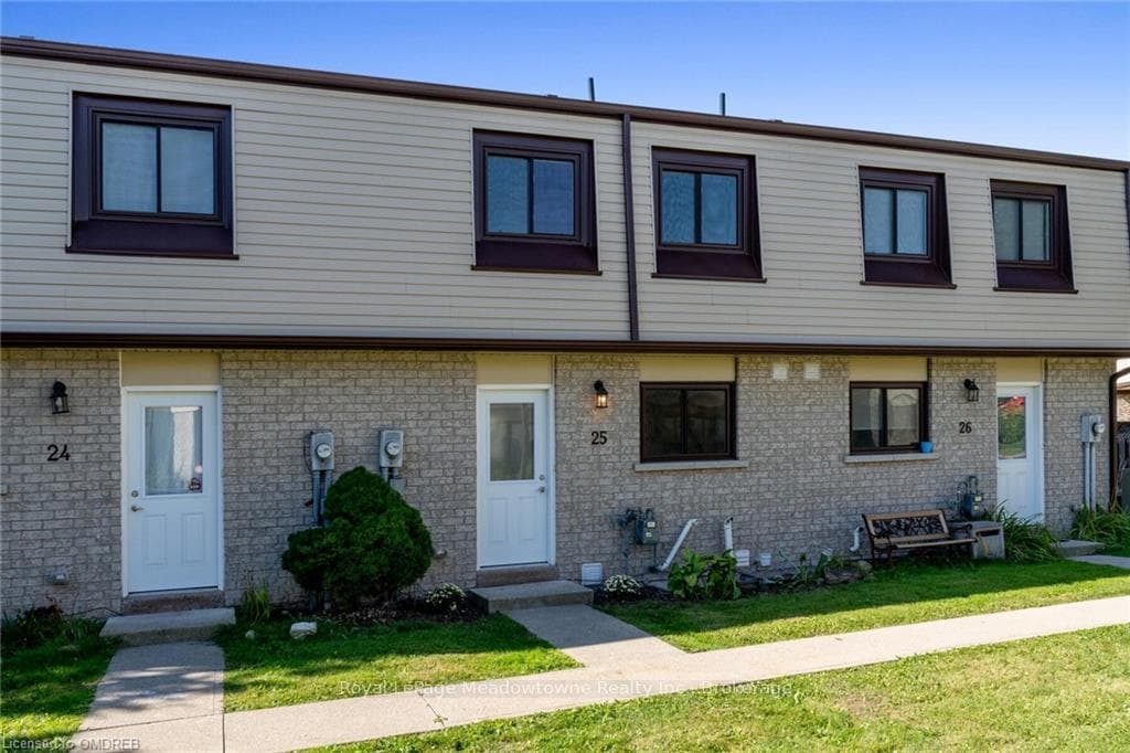 108 SINCLAIR Avenue Unit 25 photo 1