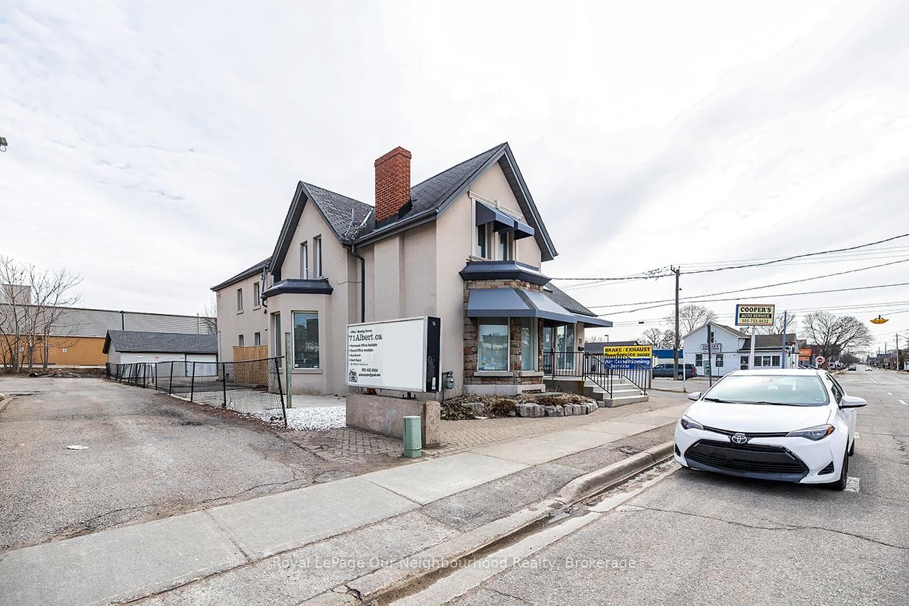 71 Albert Street photo 4