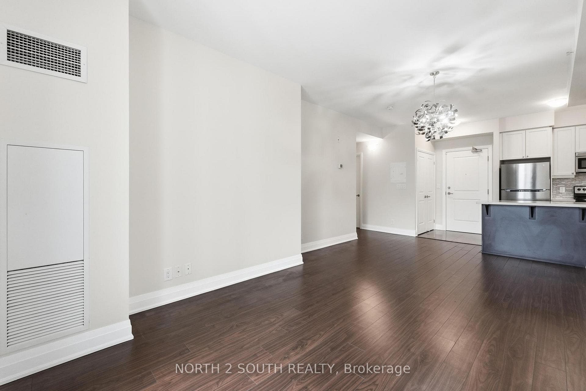 24 Woodstream Boulevard Unit 807 photo 15