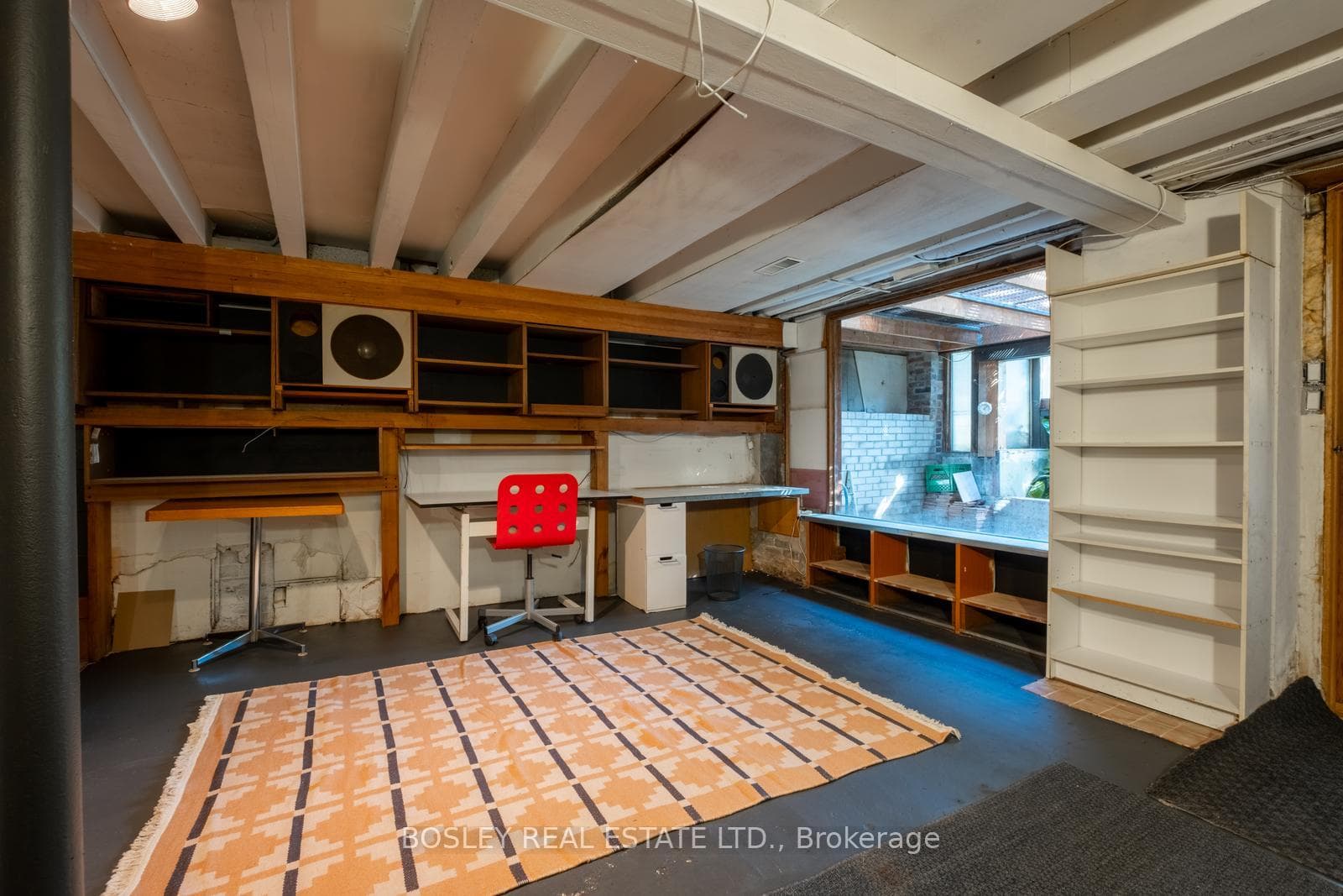 169 Heath Street photo 35