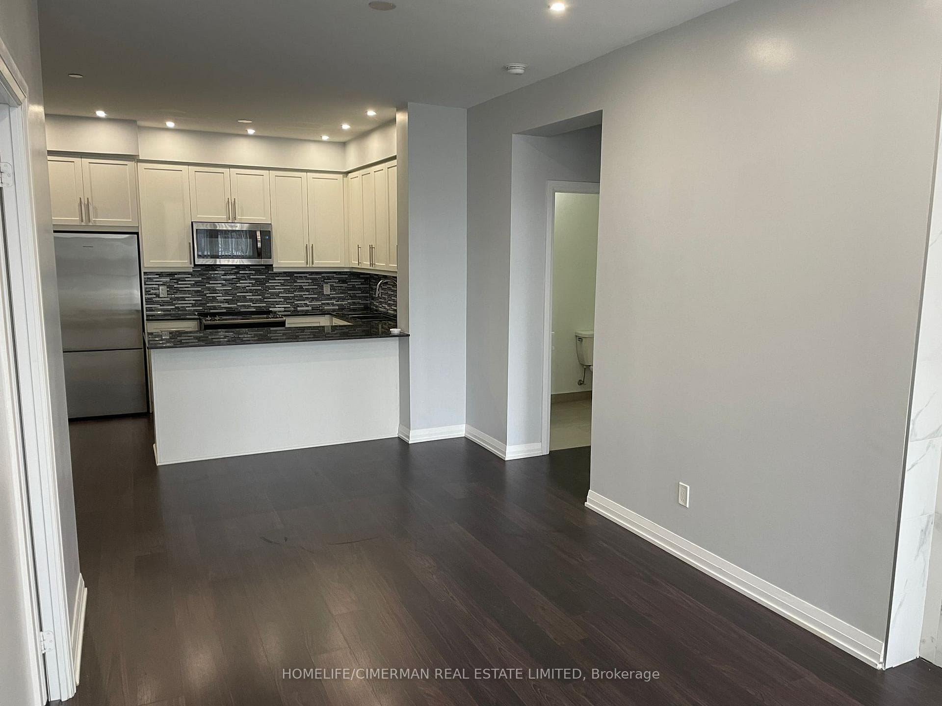 65 Oneida Crescent Unit 201 photo 2