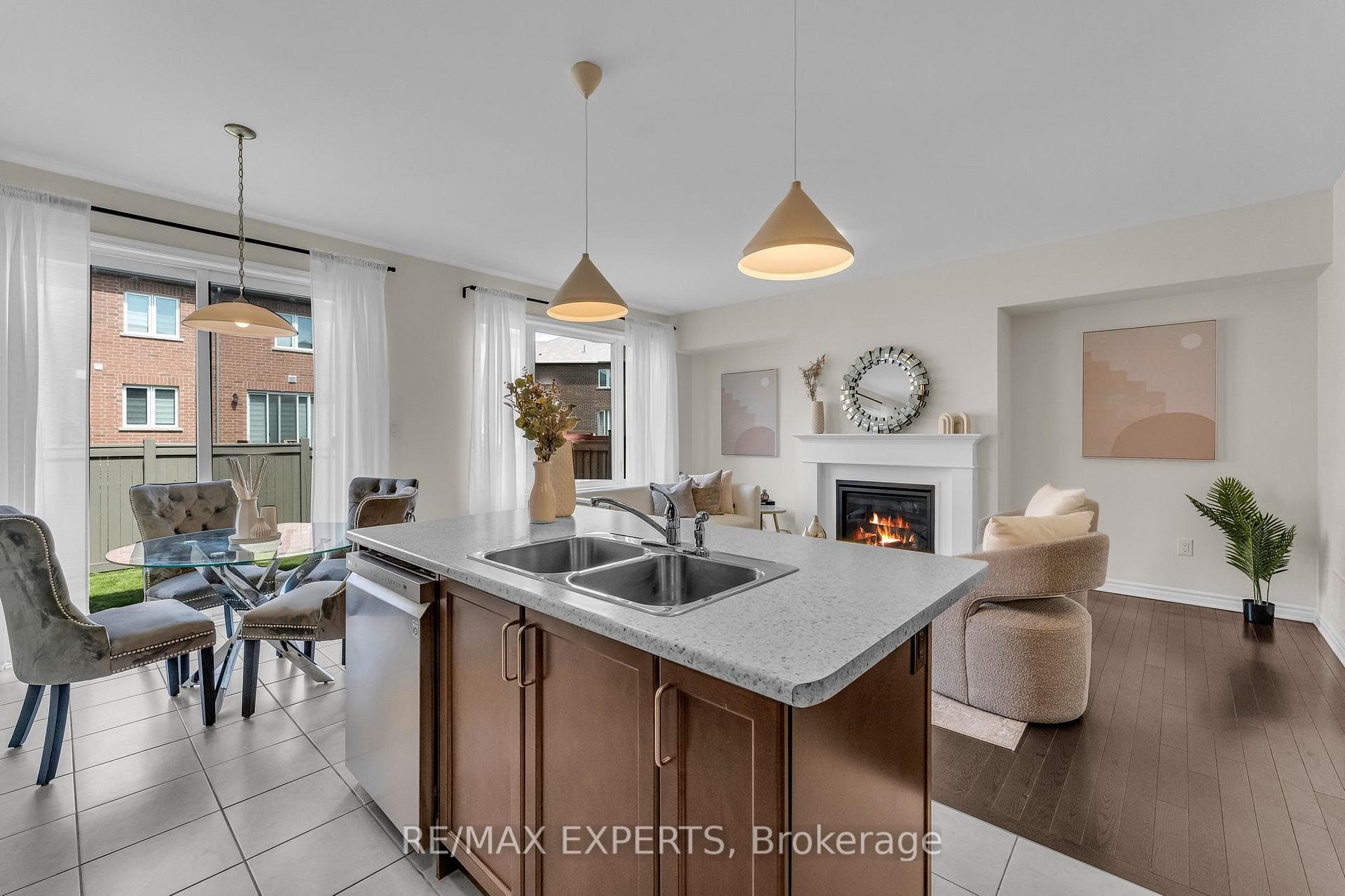 897 Whitlock Avenue photo 8