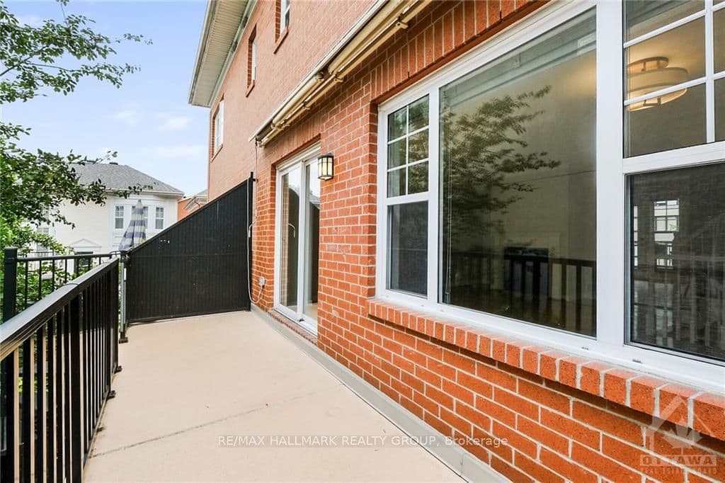 242 ALVIN Road photo 28
