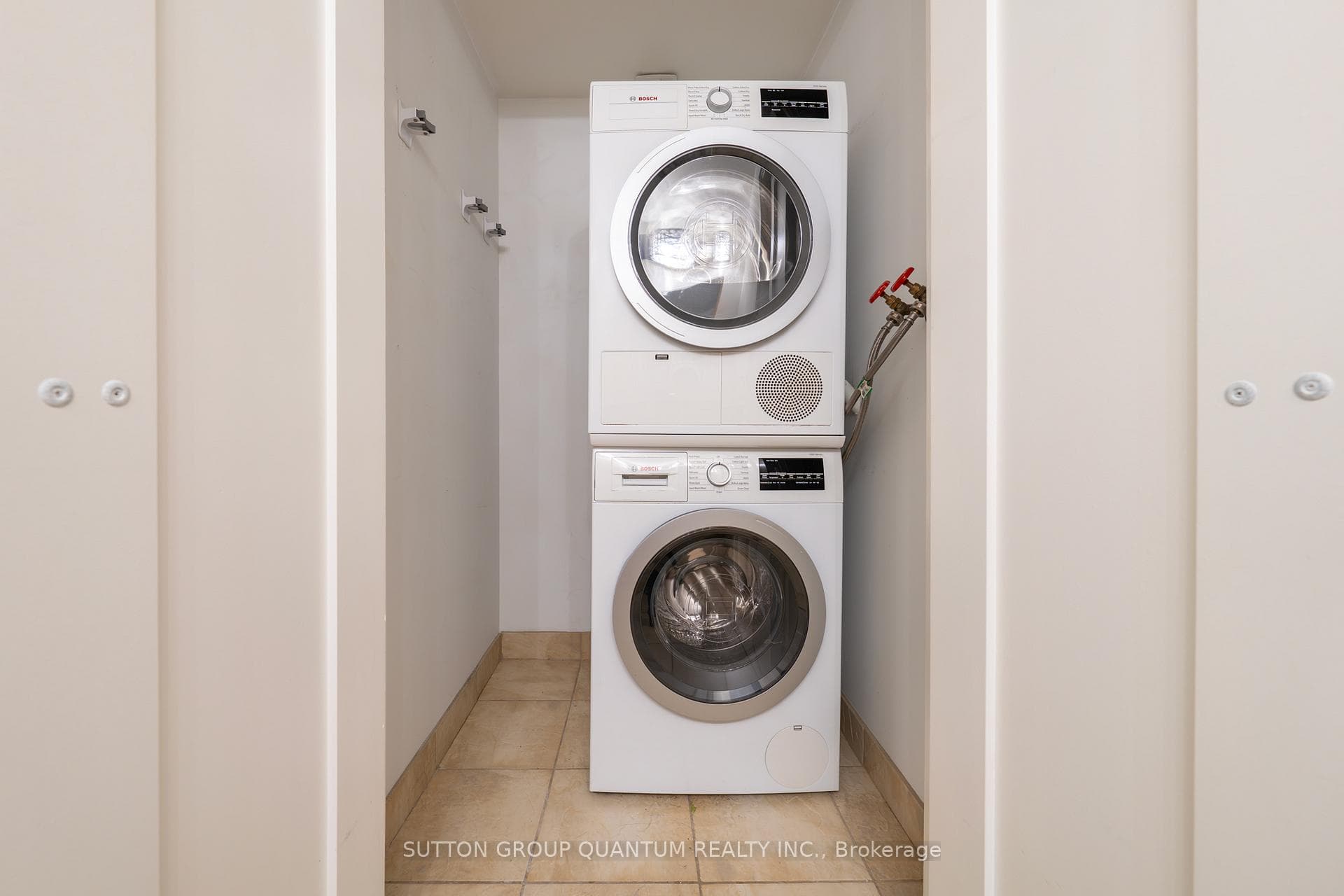 Ensuite Laundry